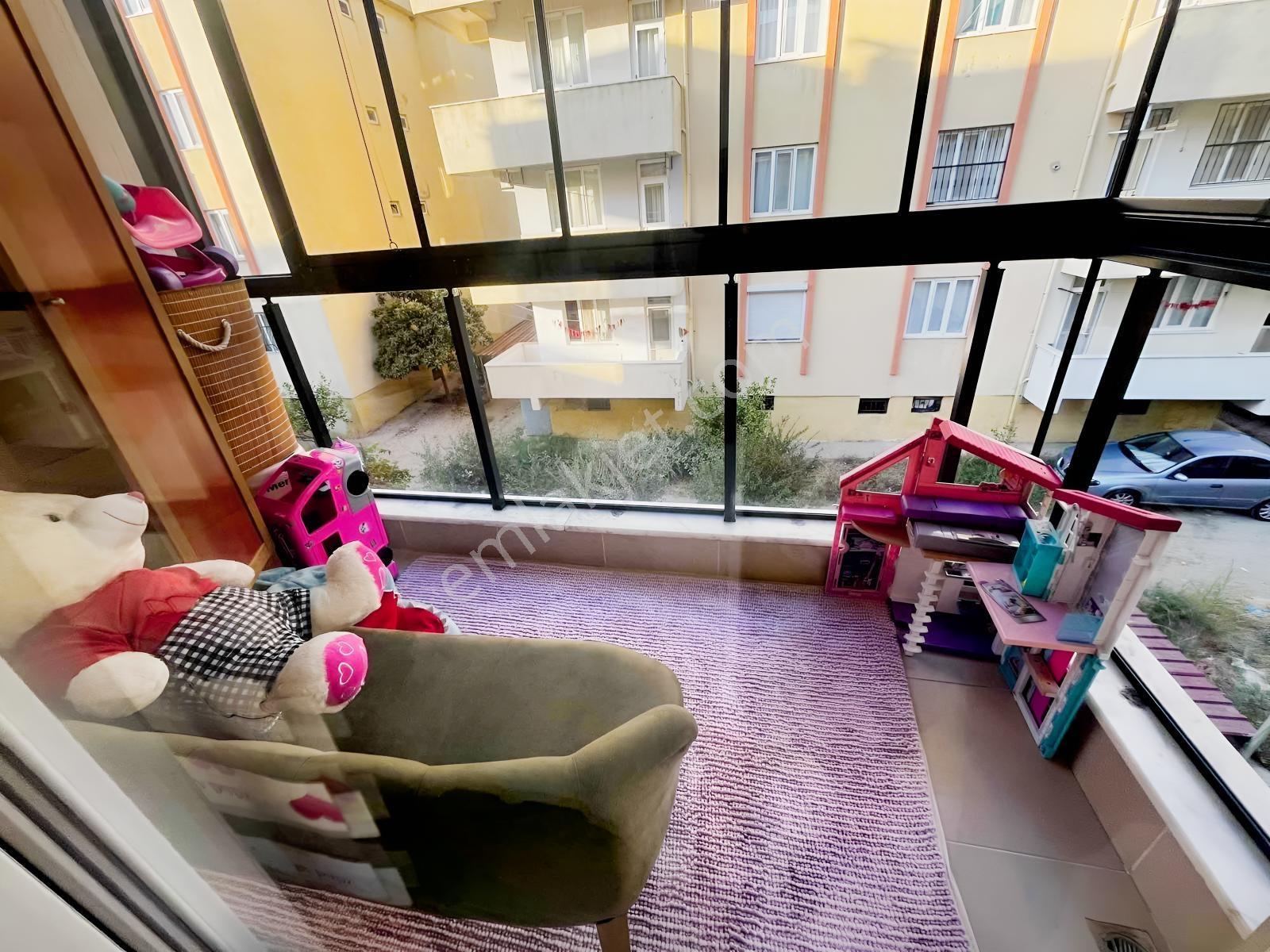 Satılık Asansörlü Doğal Gazlı Cam Balkonlu Ara Kat Lüks Daire — fotoğraf 19