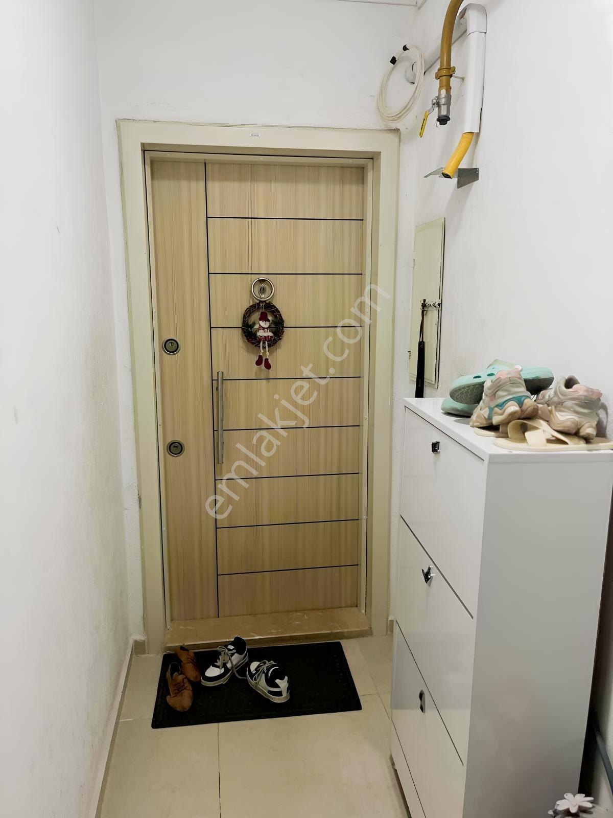 Satılık Asansörlü Doğal Gazlı Cam Balkonlu Ara Kat Lüks Daire — fotoğraf 24