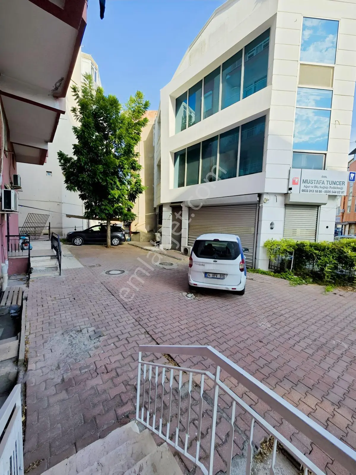 Muratpaşa Kışla Mah. Katta Otoparklı Satılık 3+1 Daire — fotoğraf 3