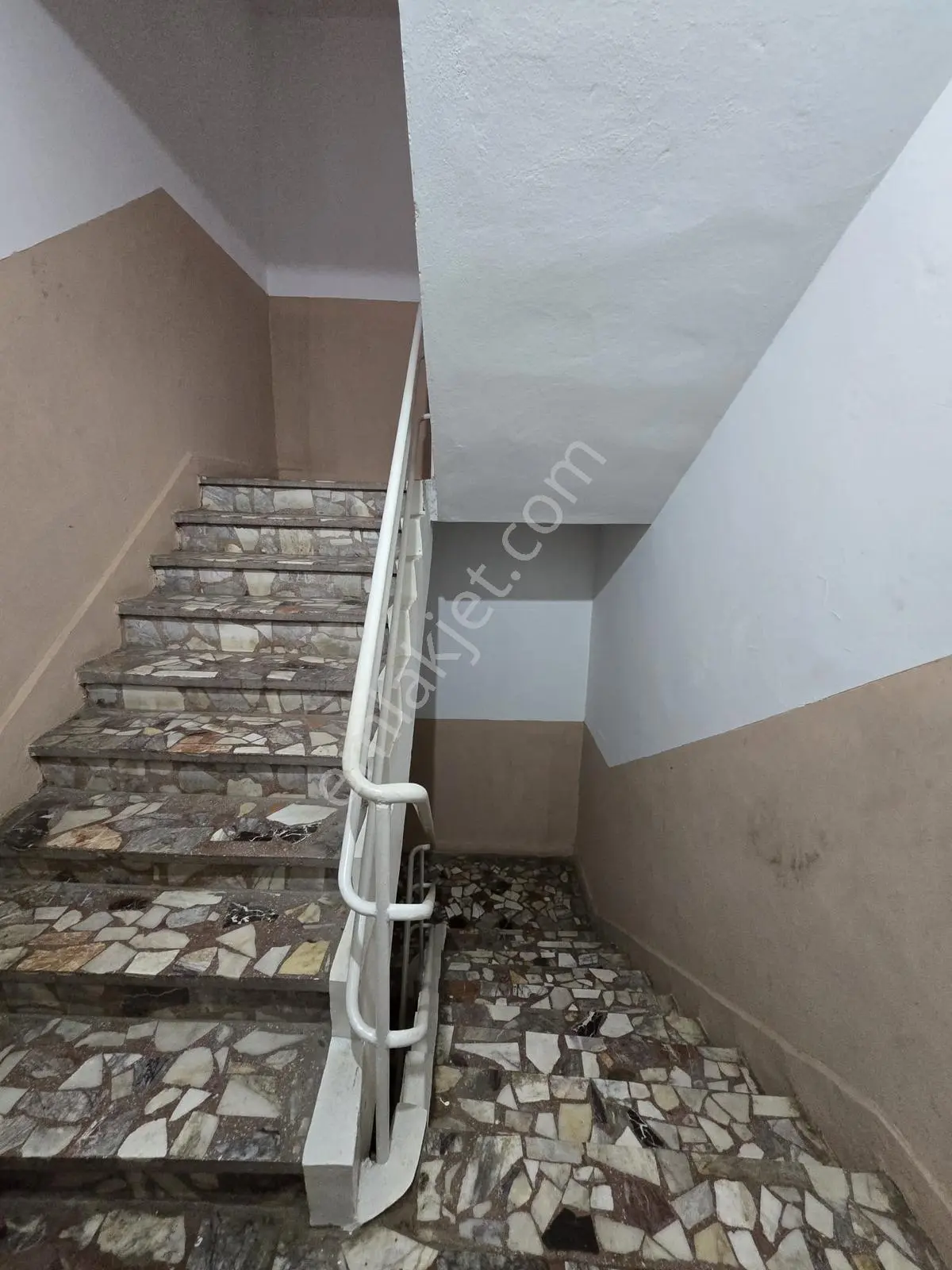 Muratpaşa Kışla Mah. Katta Otoparklı Satılık 3+1 Daire — fotoğraf 4