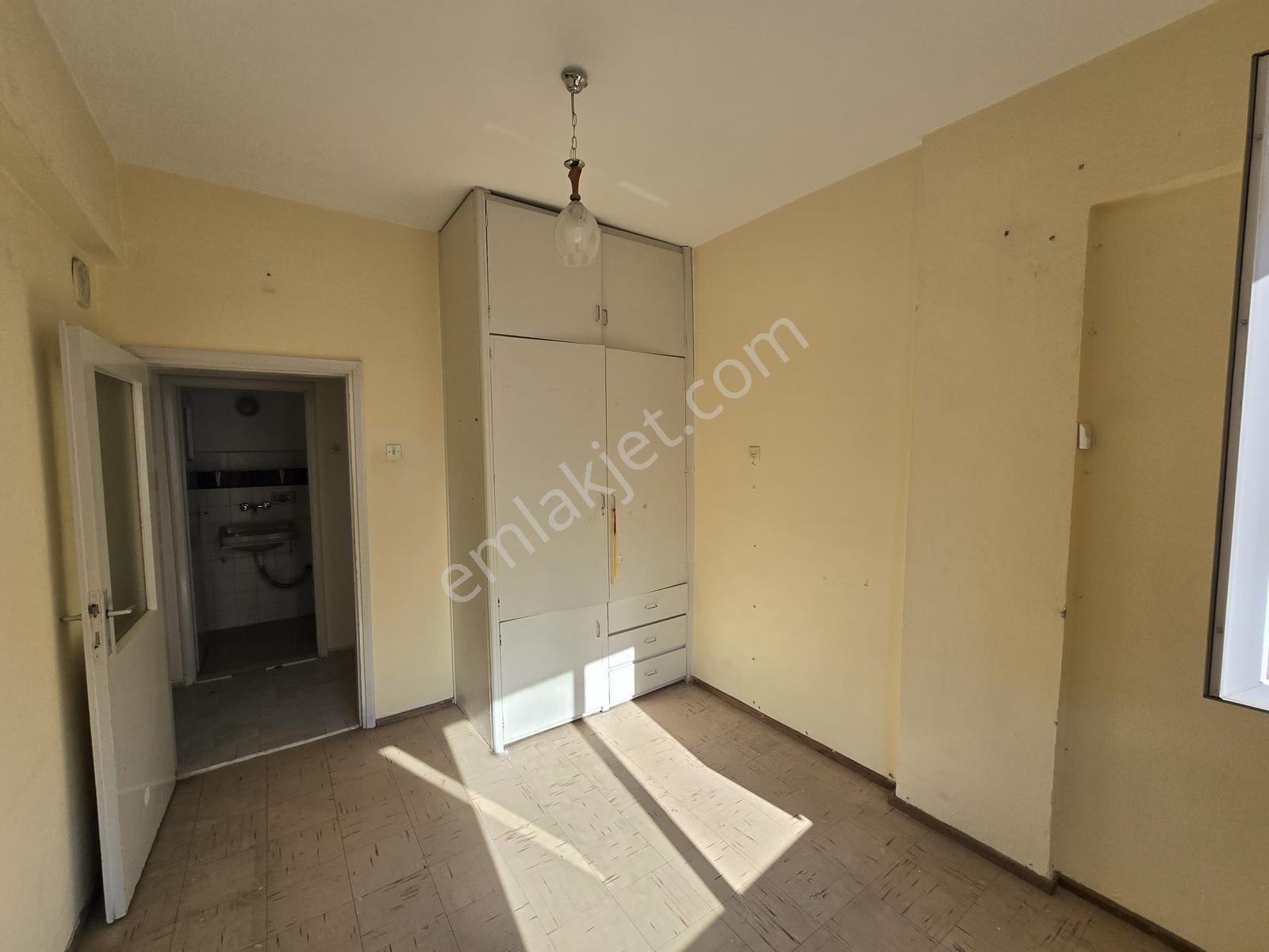 Muratpaşa Kışla Mah. Katta Otoparklı Satılık 3+1 Daire — fotoğraf 23