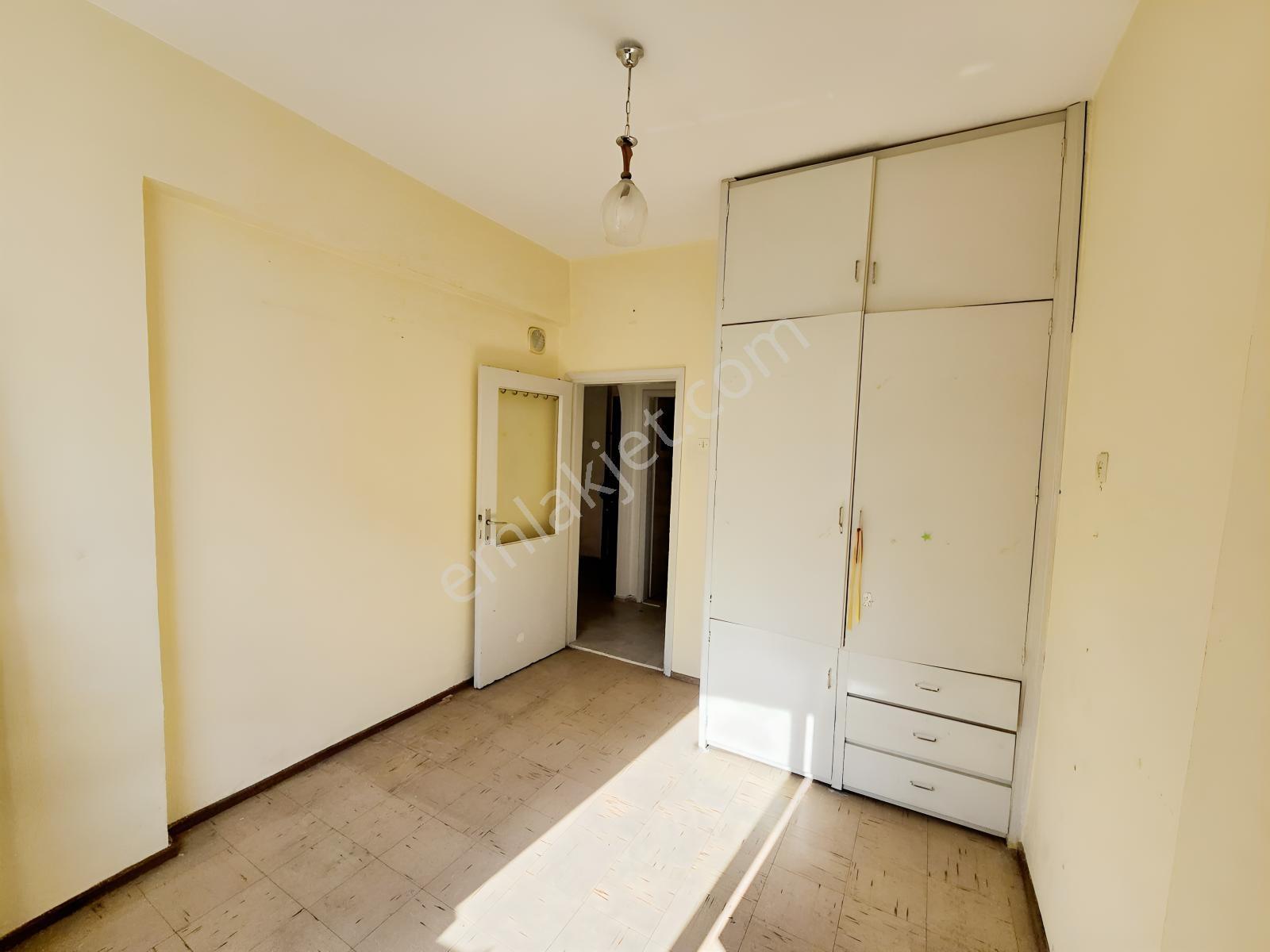 Muratpaşa Kışla Mah. Katta Otoparklı Satılık 3+1 Daire — fotoğraf 24