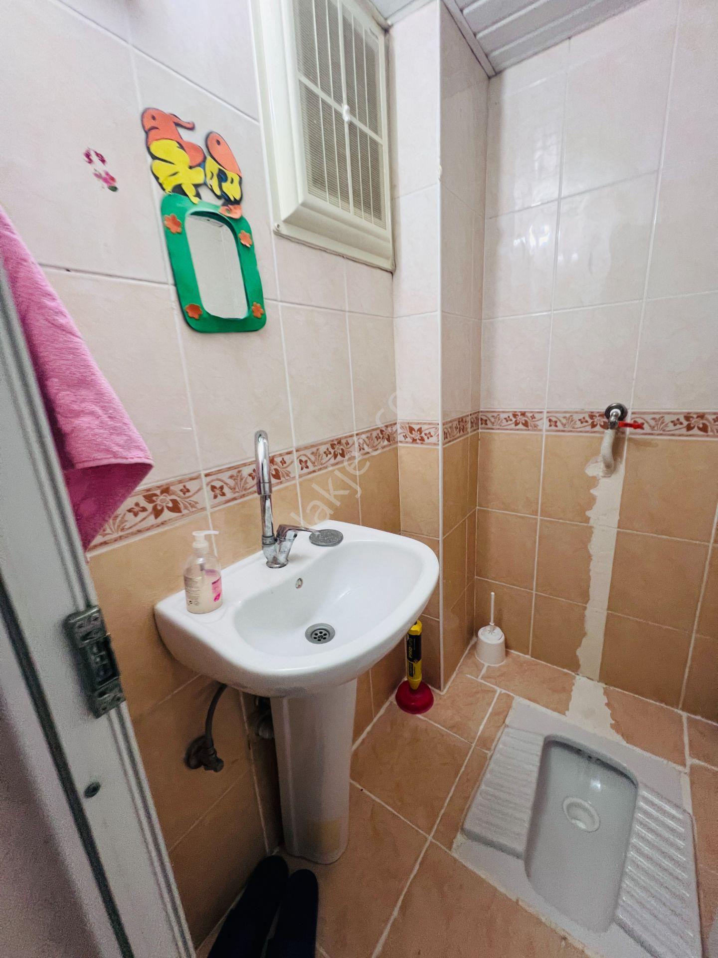 Kızıltoprakta Katta Güney Cepheli 2+1 Geniş Daire — fotoğraf 19