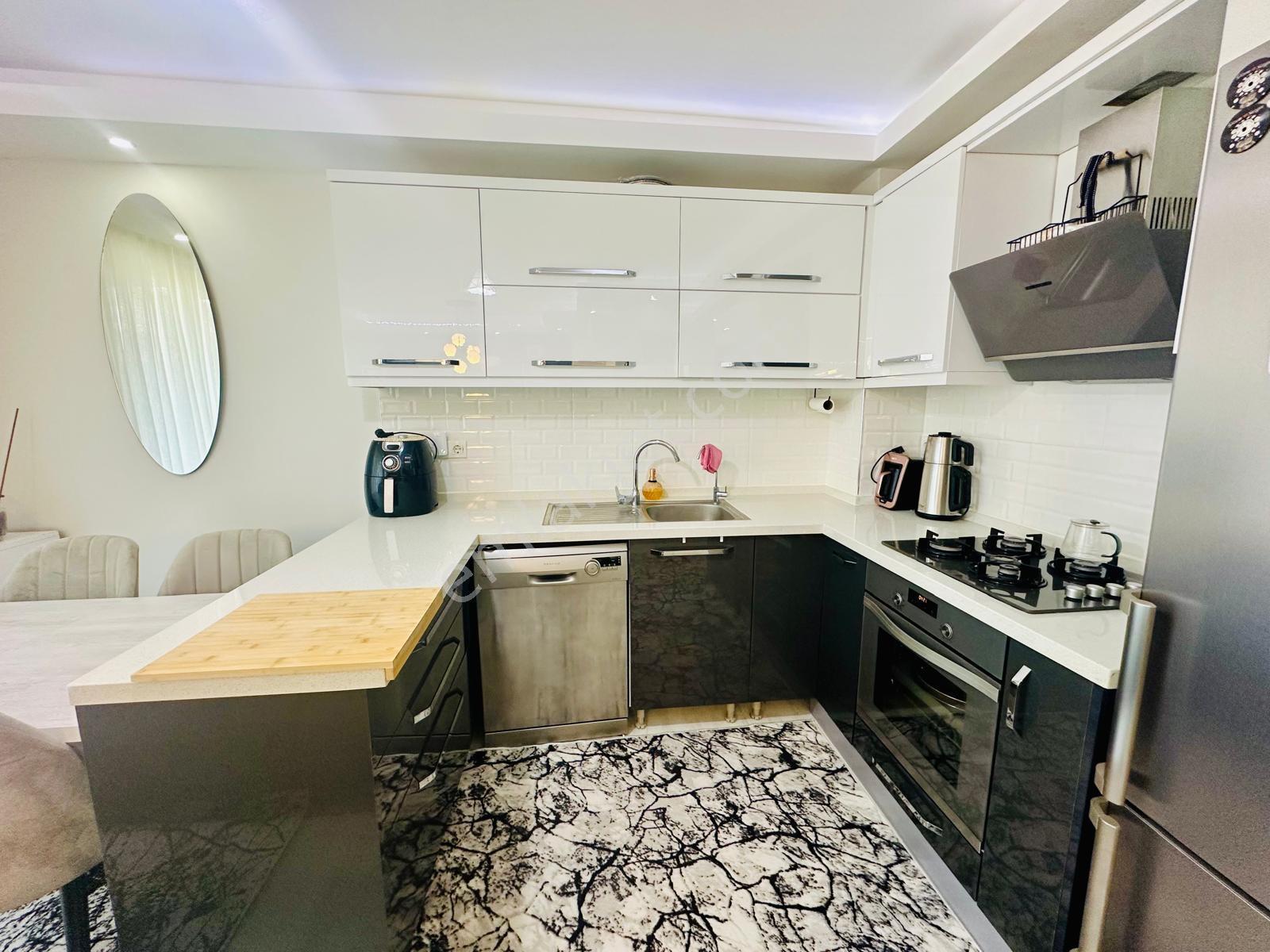 Milas Güllük Mah. Satılık 2+1 Eşyalı Dubleks Daire — fotoğraf 5