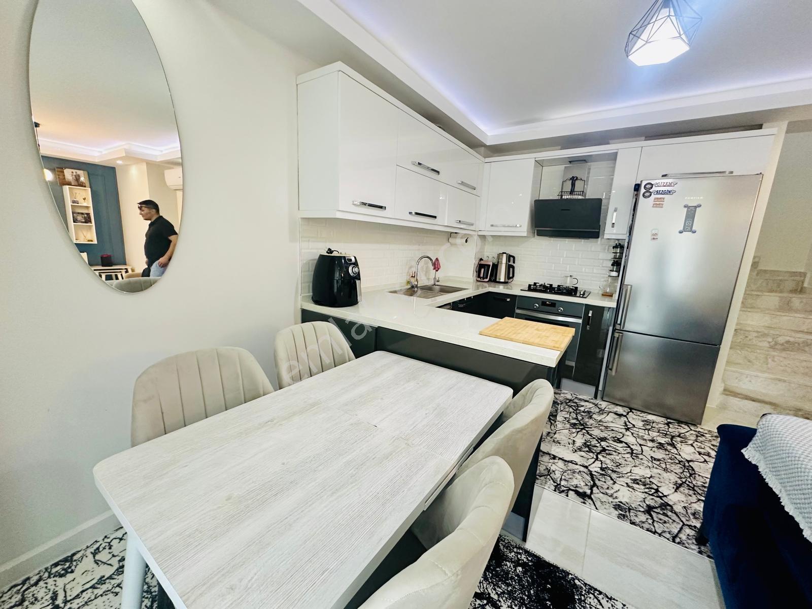 Milas Güllük Mah. Satılık 2+1 Eşyalı Dubleks Daire — fotoğraf 6