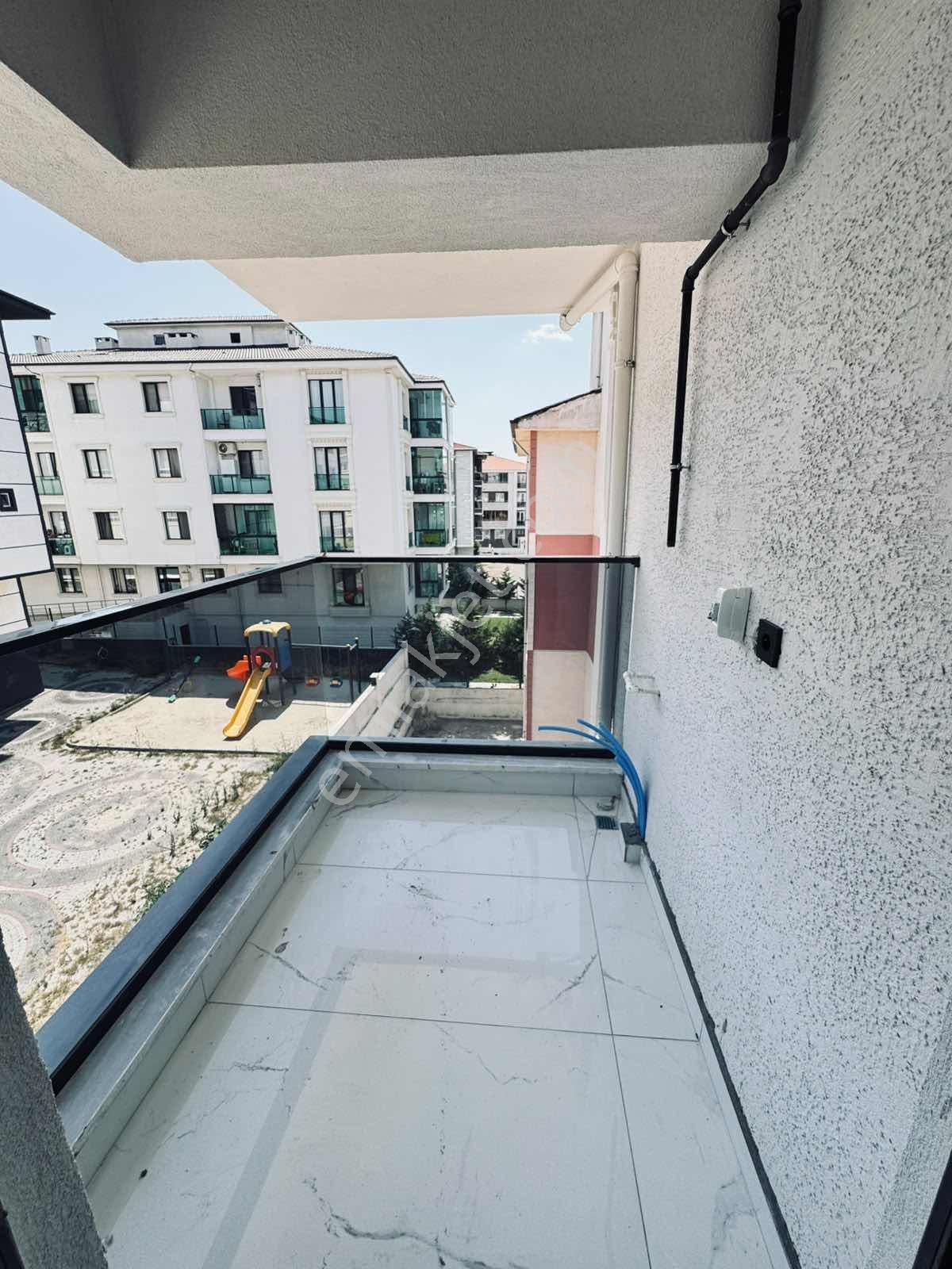 Çorlu Rumeli Mah Sıfır 1+1 Fırsat Daire — fotoğraf 2