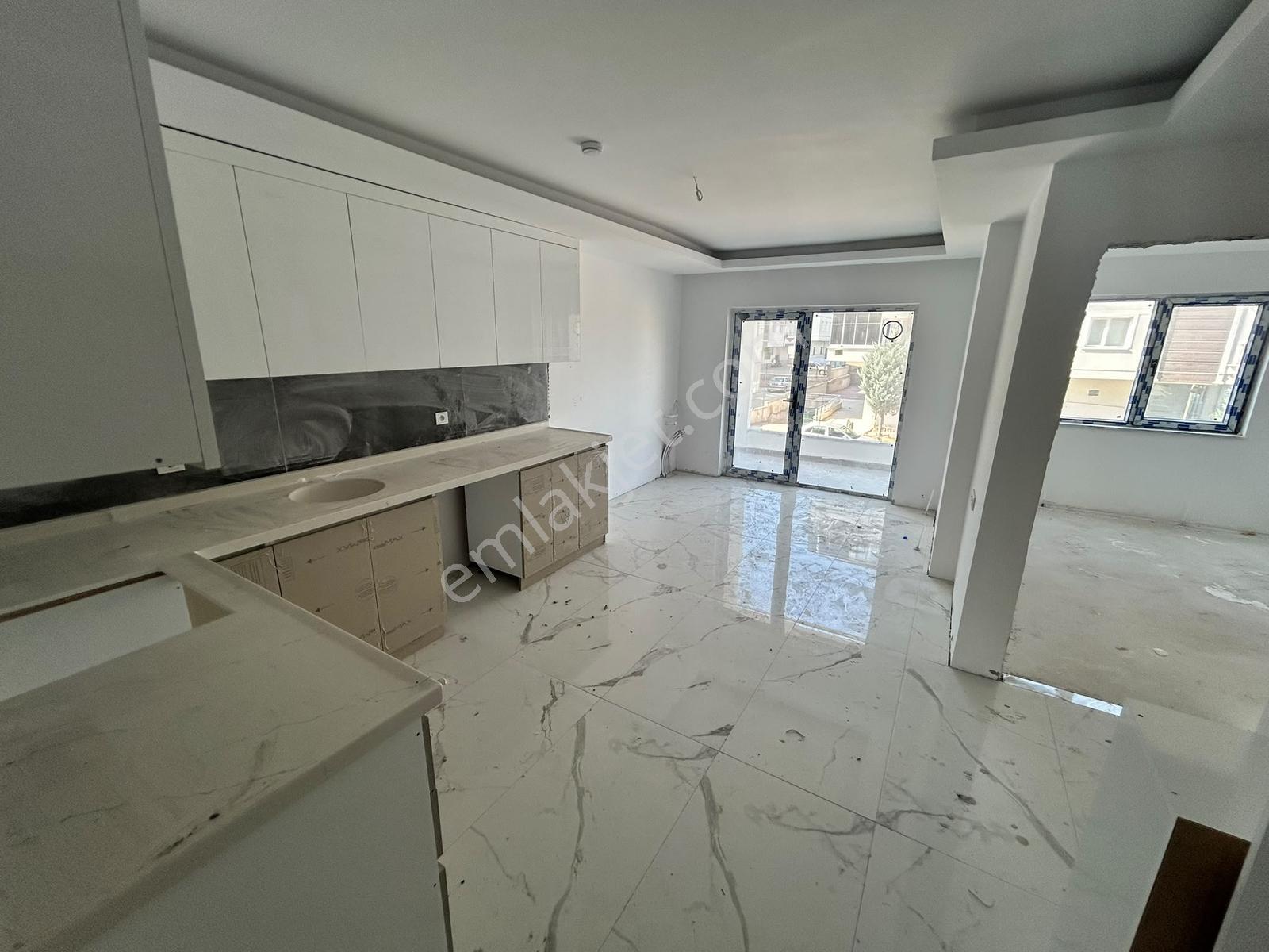 Yenikent Emlak'tan Giriş Fiyatına Katta Satılık 2+1 Lüx Daire — fotoğraf 25