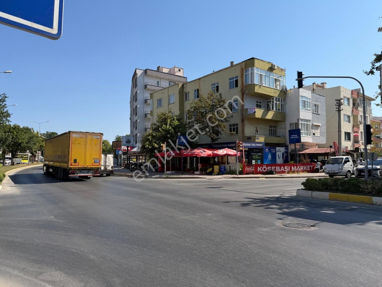 Yiğit Gayrimenkul'den Havaalanı Kavşağında Satılık 2+1 Daire — fotoğraf 32