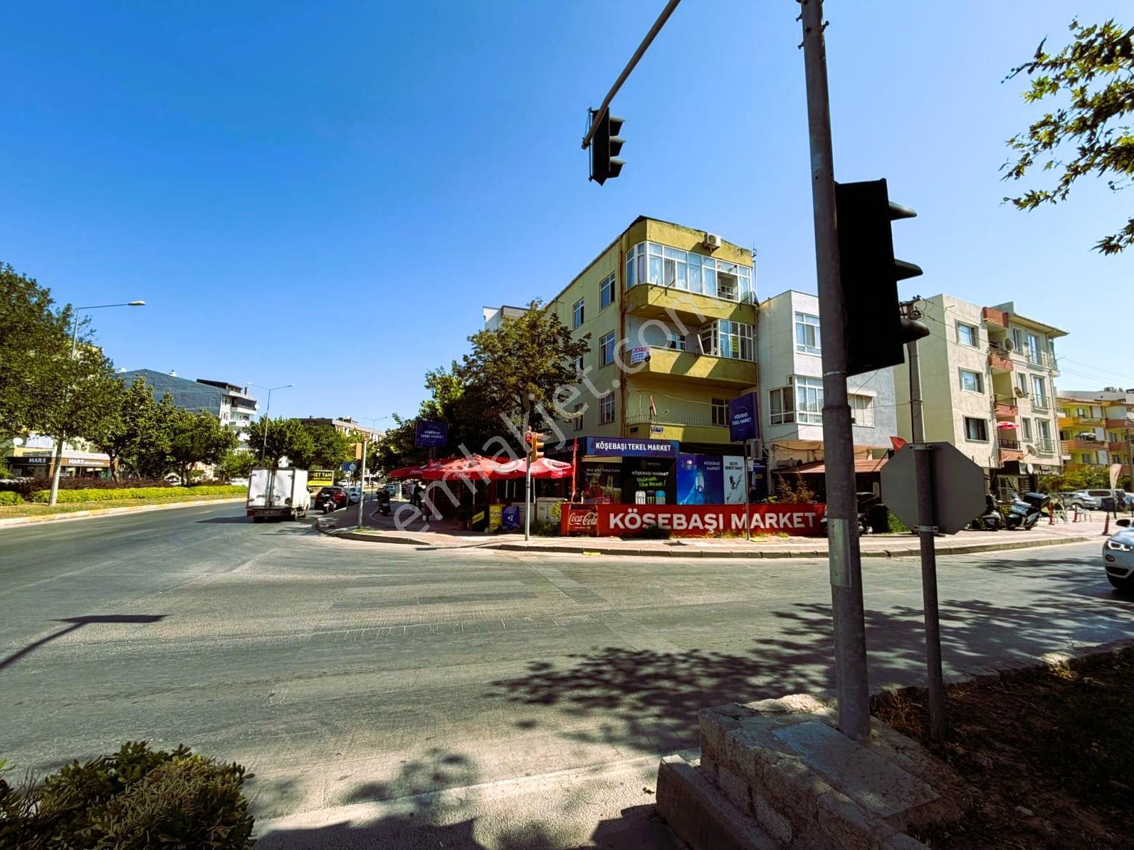 Yiğit Gayrimenkul'den Havaalanı Kavşağında Satılık 2+1 Daire — fotoğraf 38