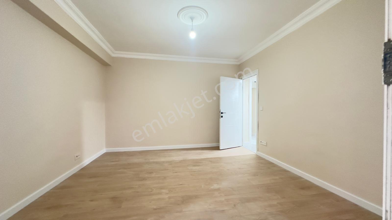 Çekmeköy Hamidiye Mh'de Satılık 2+1 75m² Y.giriş Daire — fotoğraf 5