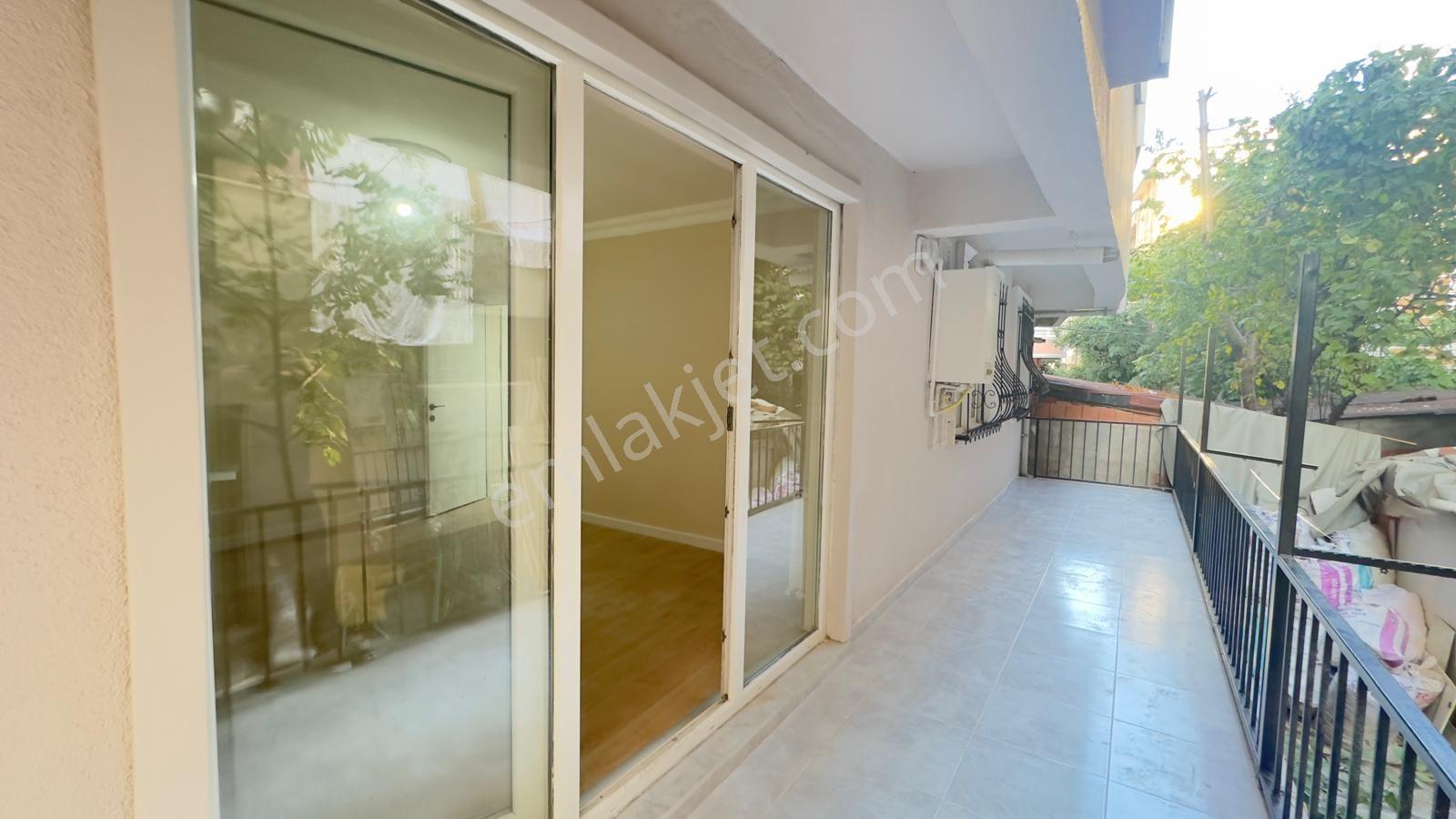 Çekmeköy Hamidiye Mh'de Satılık 2+1 75m² Y.giriş Daire — fotoğraf 7