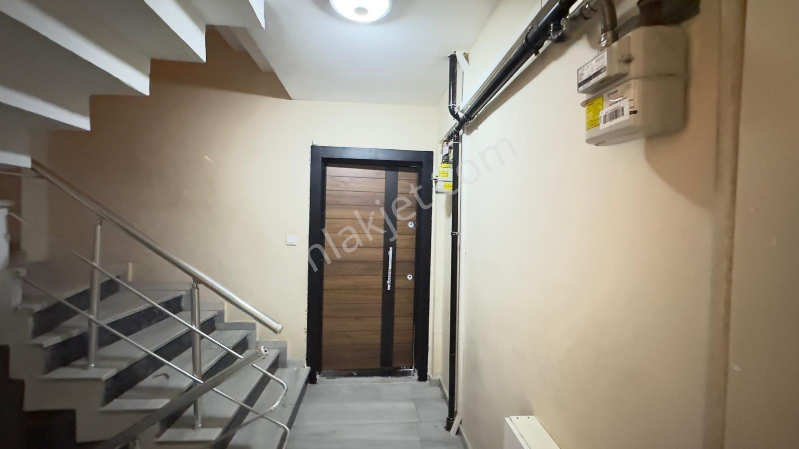 Çekmeköy Hamidiye Mh'de Satılık 2+1 75m² Y.giriş Daire — fotoğraf 19