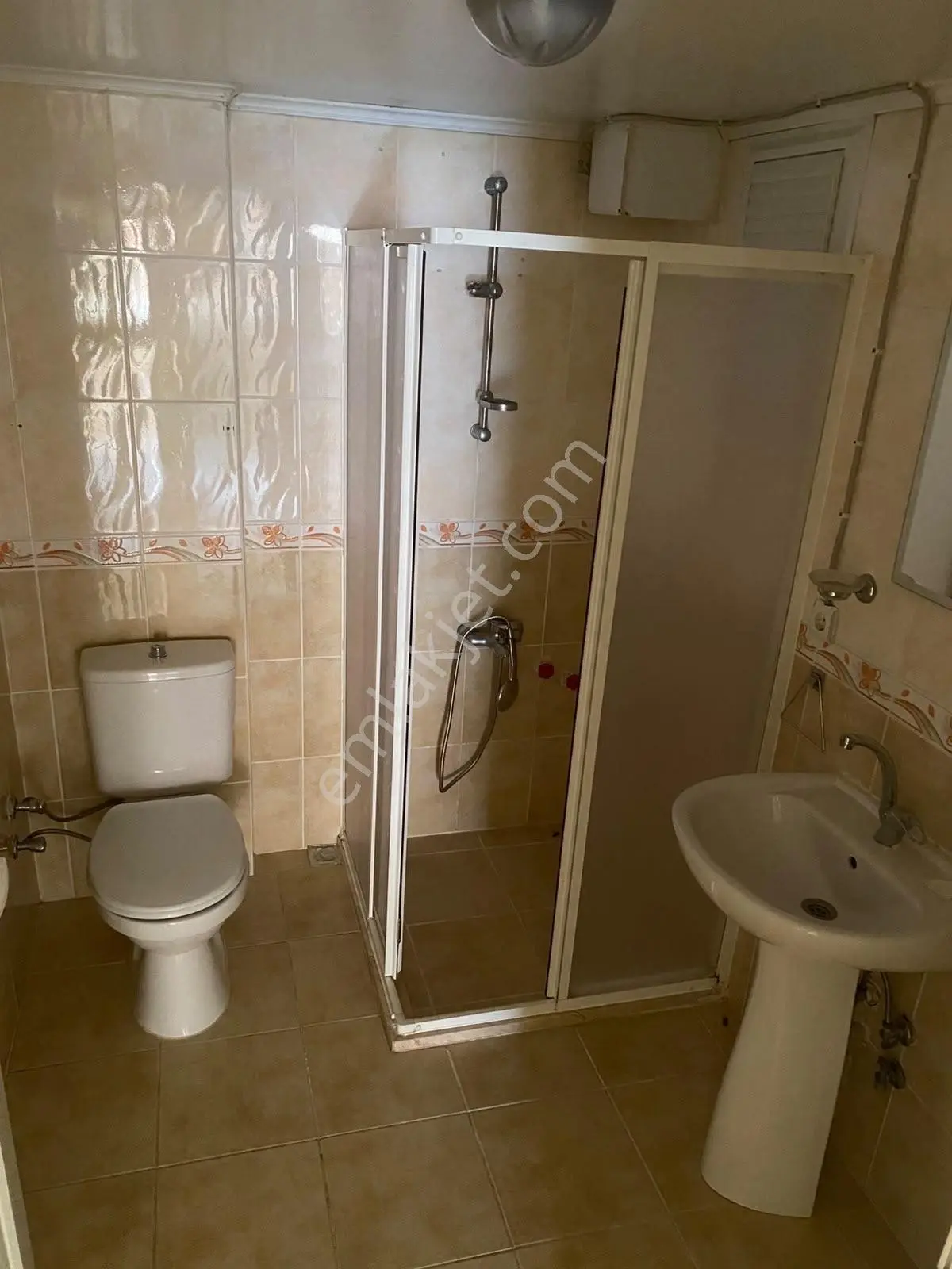 Vatan Mahallesi Satılık 2+1 Aydınlık Köşe Daire — fotoğraf 7