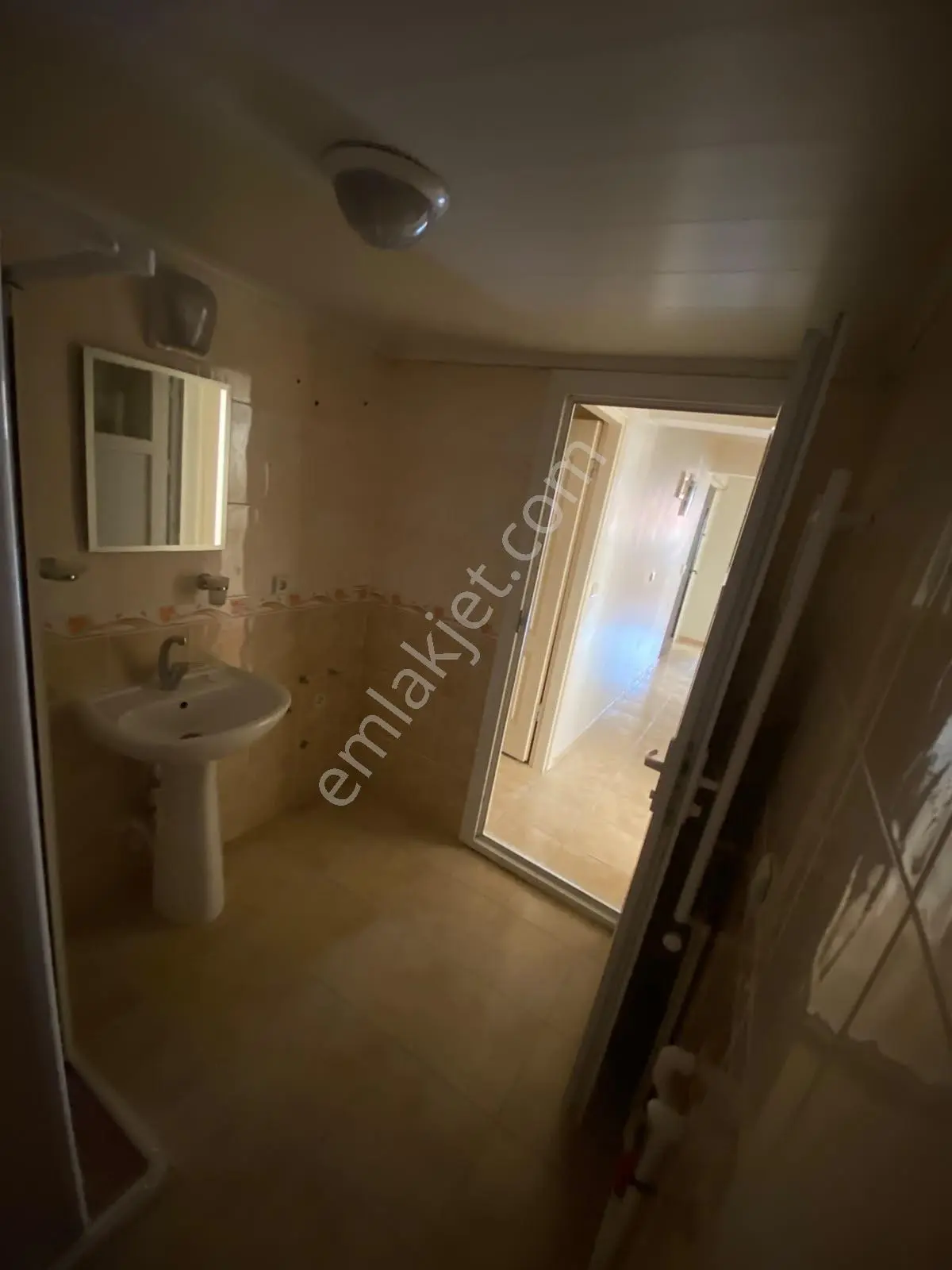Vatan Mahallesi Satılık 2+1 Aydınlık Köşe Daire — fotoğraf 11