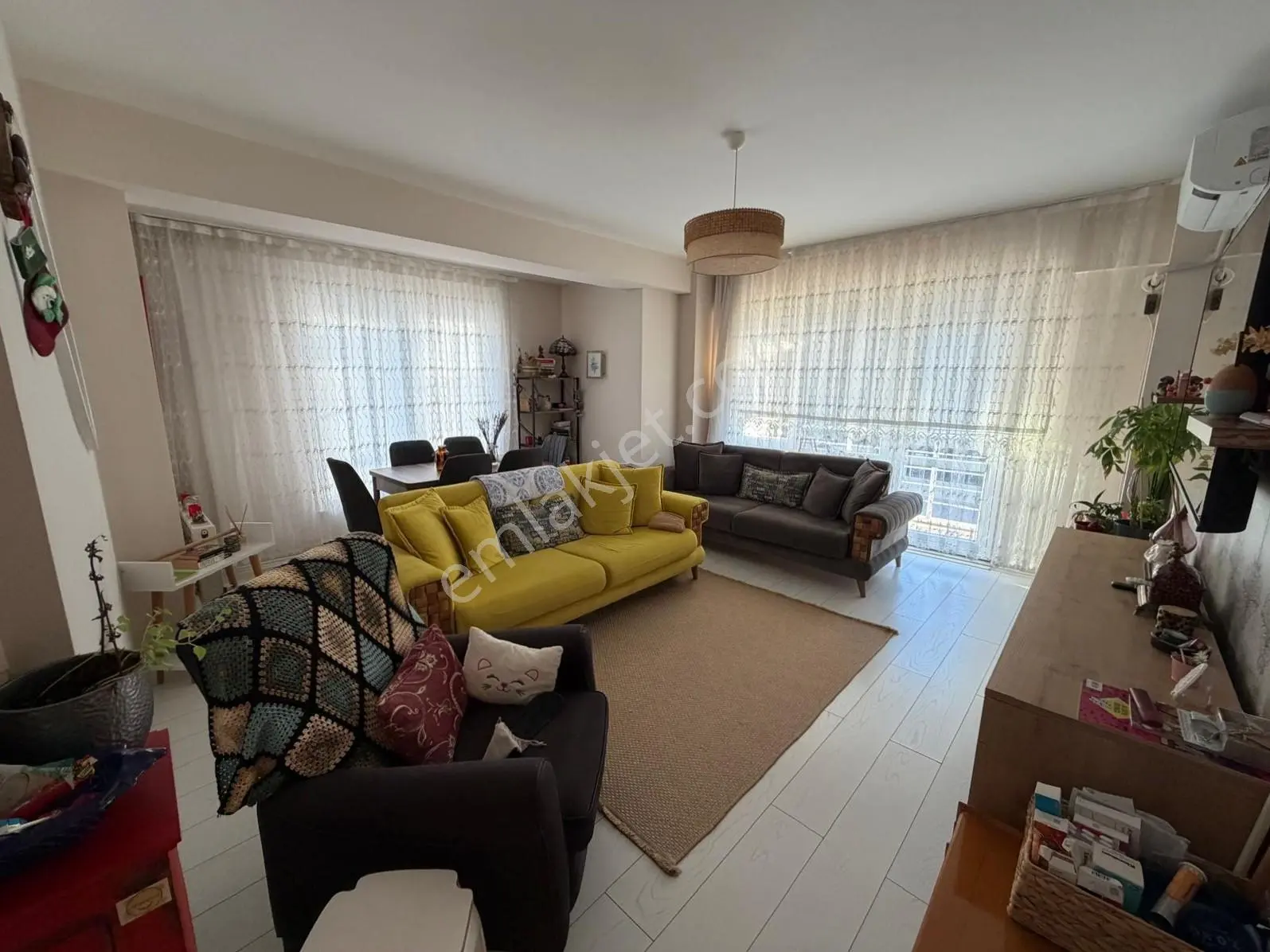Yiğit Gayrimenkul'den Barbaros Loftnar Sitesinde Satılık 1+1 — fotoğraf 2