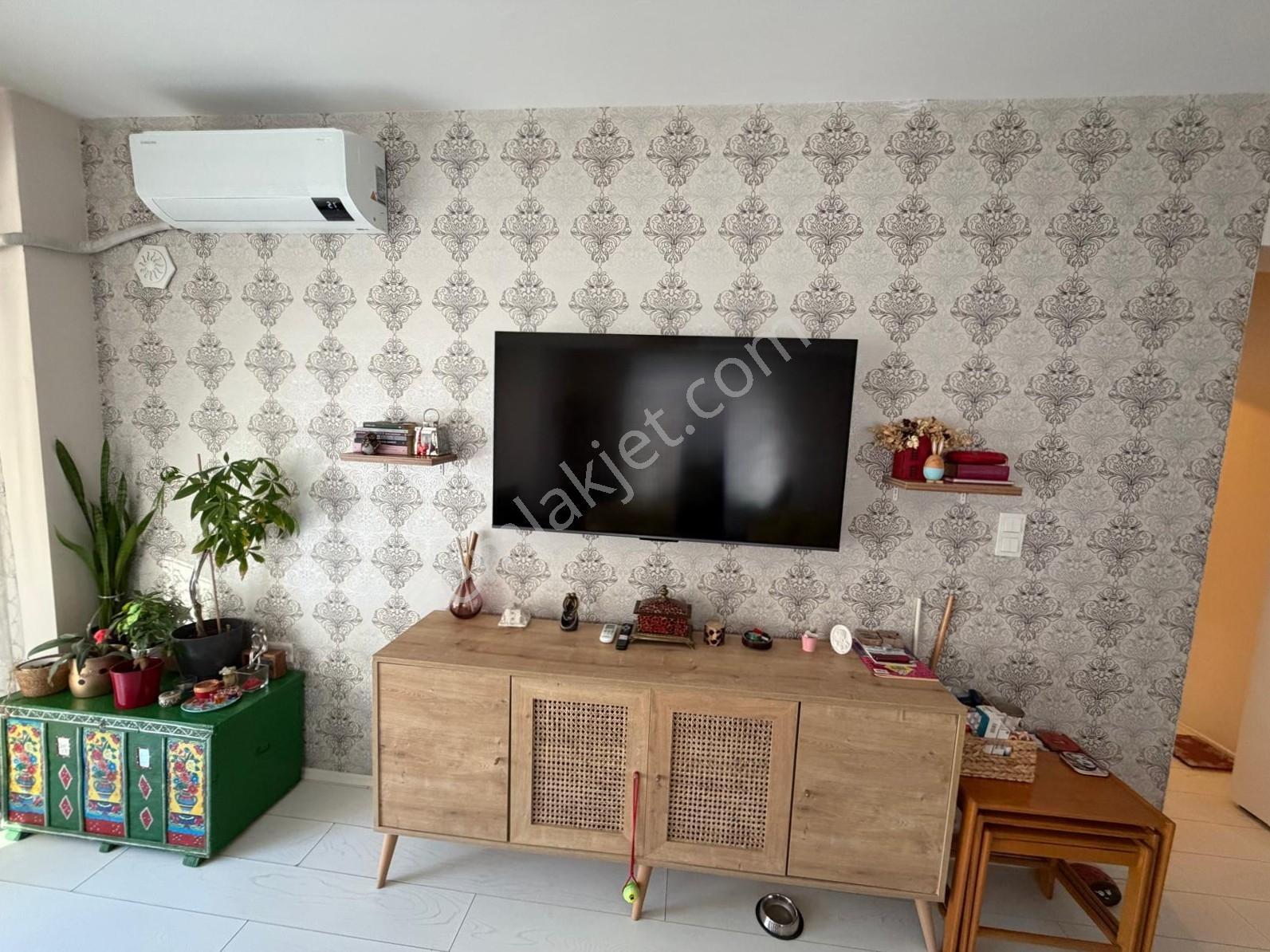 Yiğit Gayrimenkul'den Barbaros Loftnar Sitesinde Satılık 1+1 — fotoğraf 7