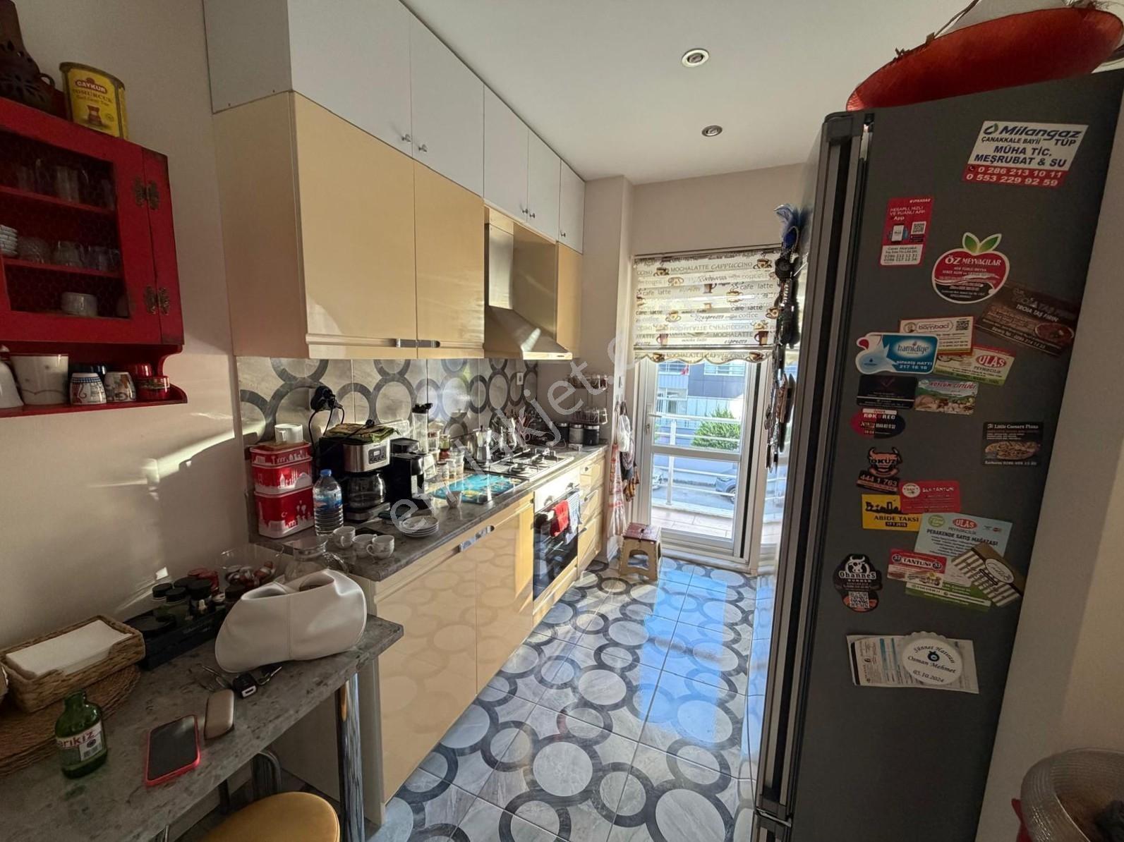 Yiğit Gayrimenkul'den Barbaros Loftnar Sitesinde Satılık 1+1 — fotoğraf 11