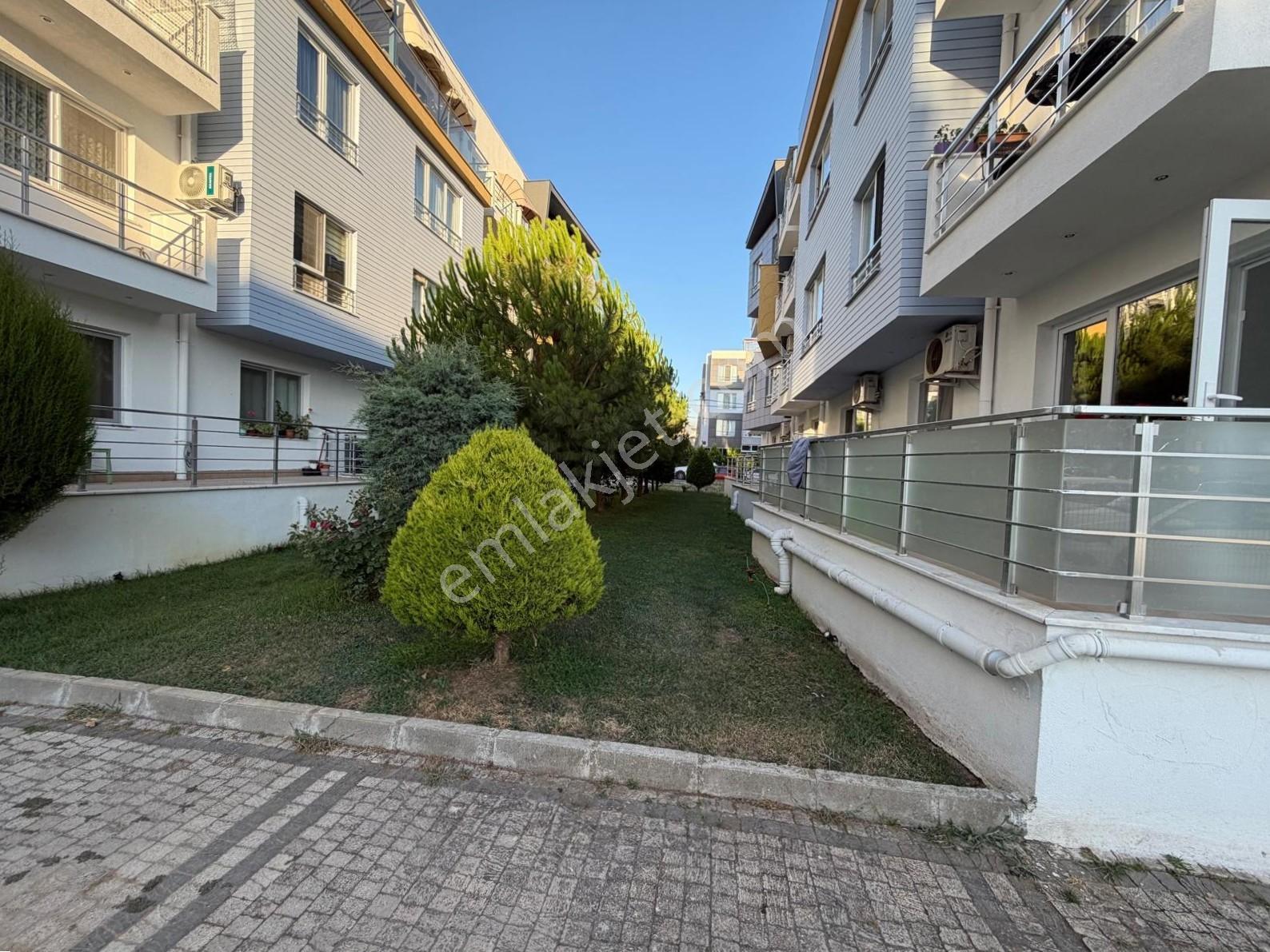 Yiğit Gayrimenkul'den Barbaros Loftnar Sitesinde Satılık 1+1 — fotoğraf 34