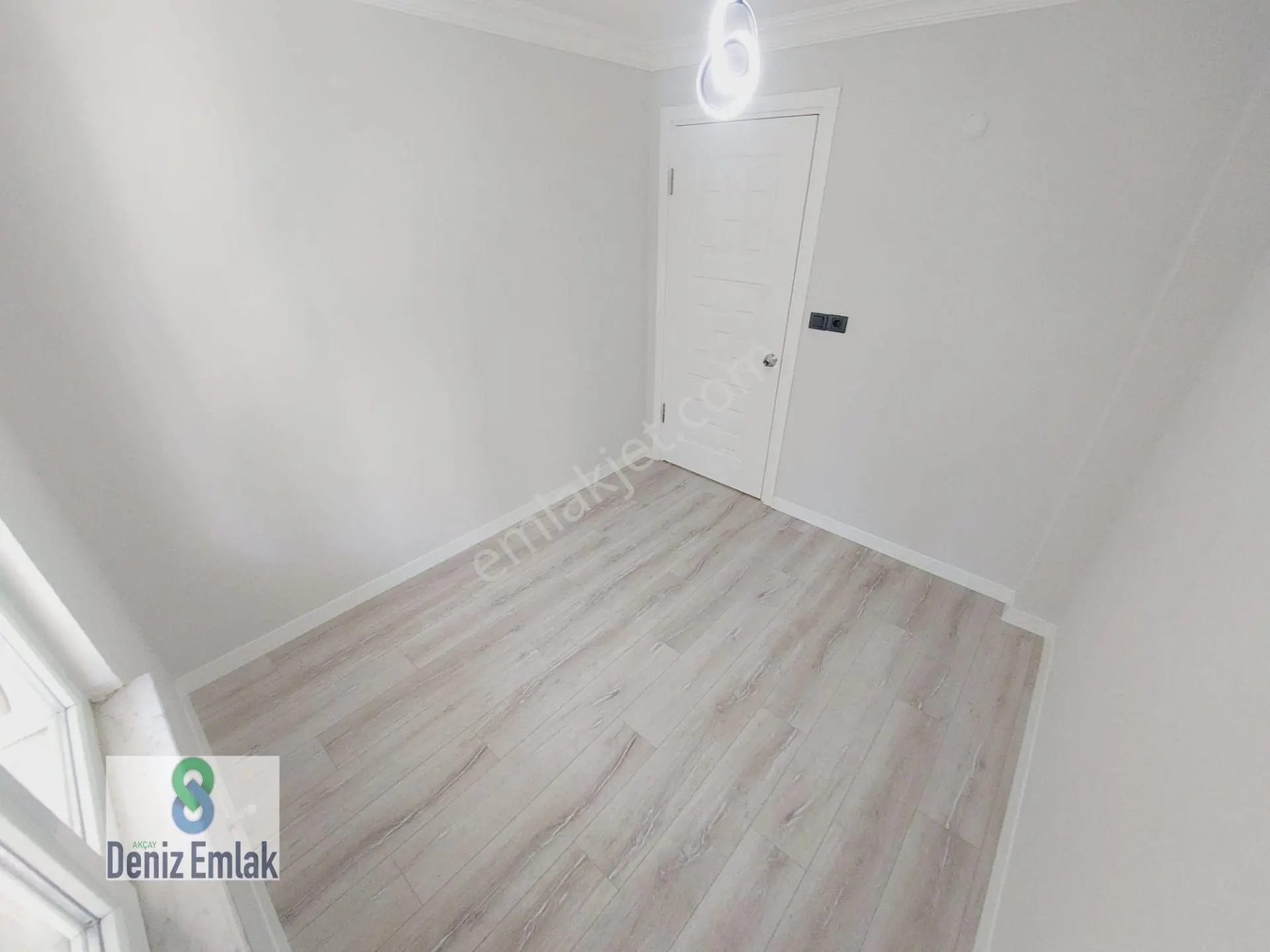 ∞ Denizden ∞ Akçay Altınkum Pazar Sokağında Geniş Balkonlu Satılık Ferah 2+1 Daire — fotoğraf 12