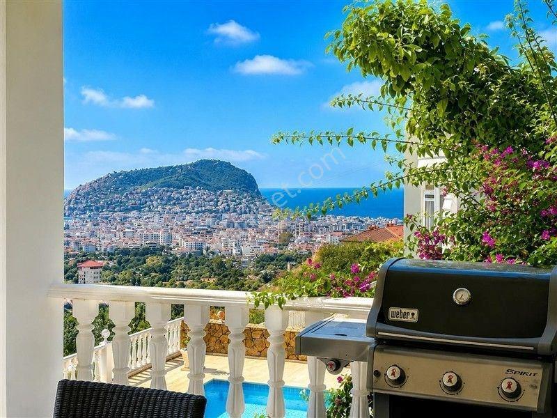 Alanya Tepe’de Muhteşem Şehir Ve Deniz Manzaralı Özel Havuzlu 4+2 Villa — fotoğraf 11