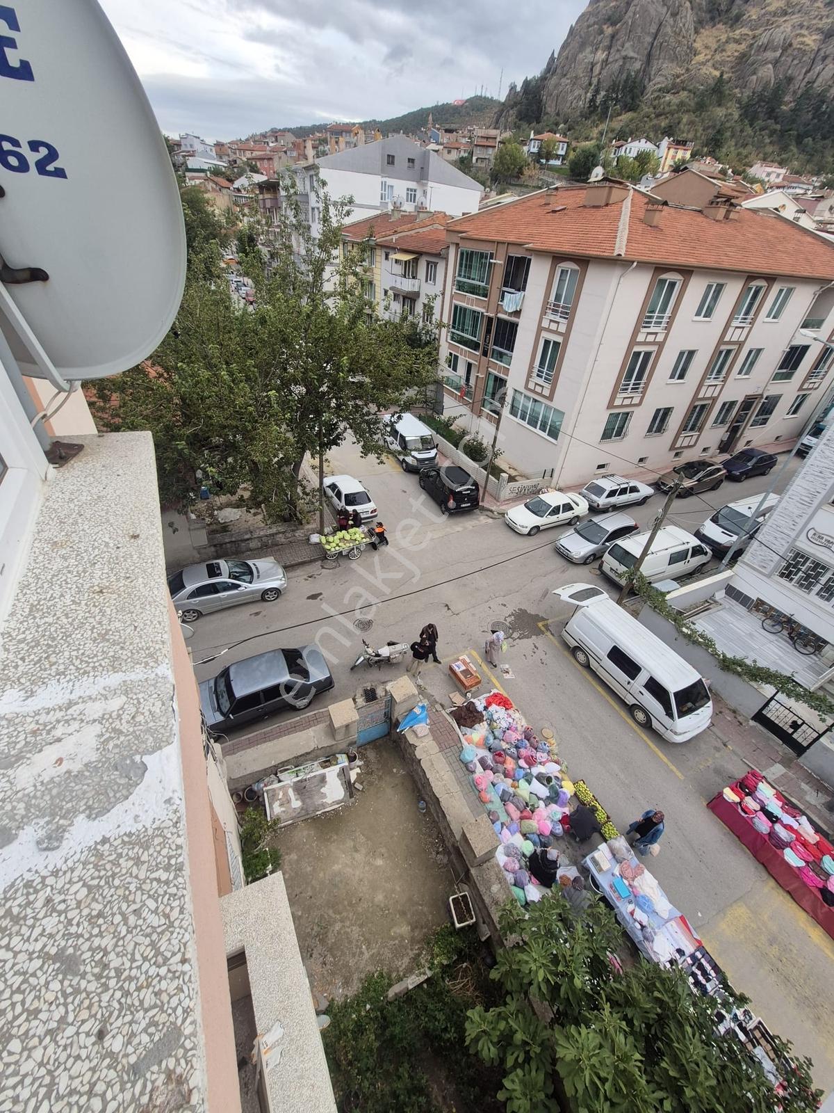 Me Ka Group'tan Acil Satılık 3+1 Daire | Yunus Emre Mahallesi — fotoğraf 28