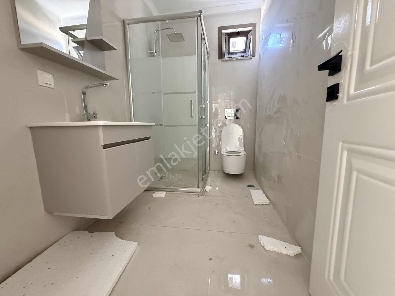 Osmangazi Mah. Cadde Üzeri Asansörlü K.otoparklı 2+1 Ara Kat — fotoğraf 14