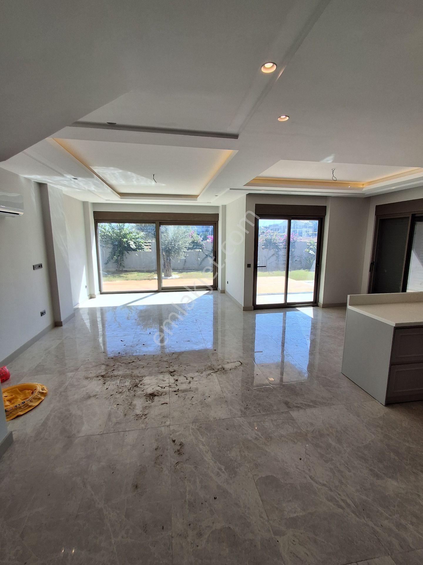 Denize Yakın Satılık Akıllı Villalarımız — fotoğraf 3