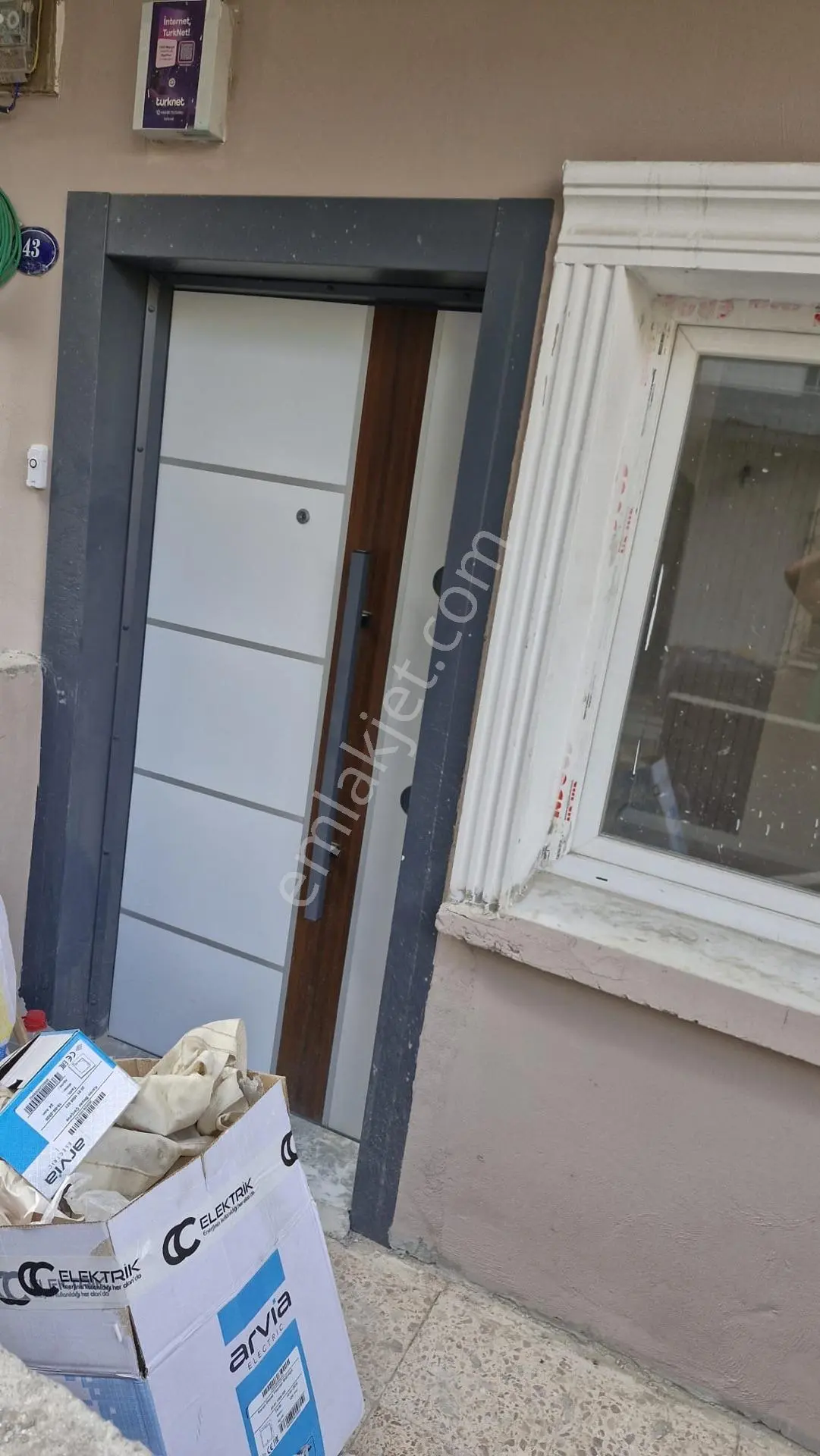 Karabağlar'da Modern Tadilatlı 2+1 Giriş Kat Daire — fotoğraf 16