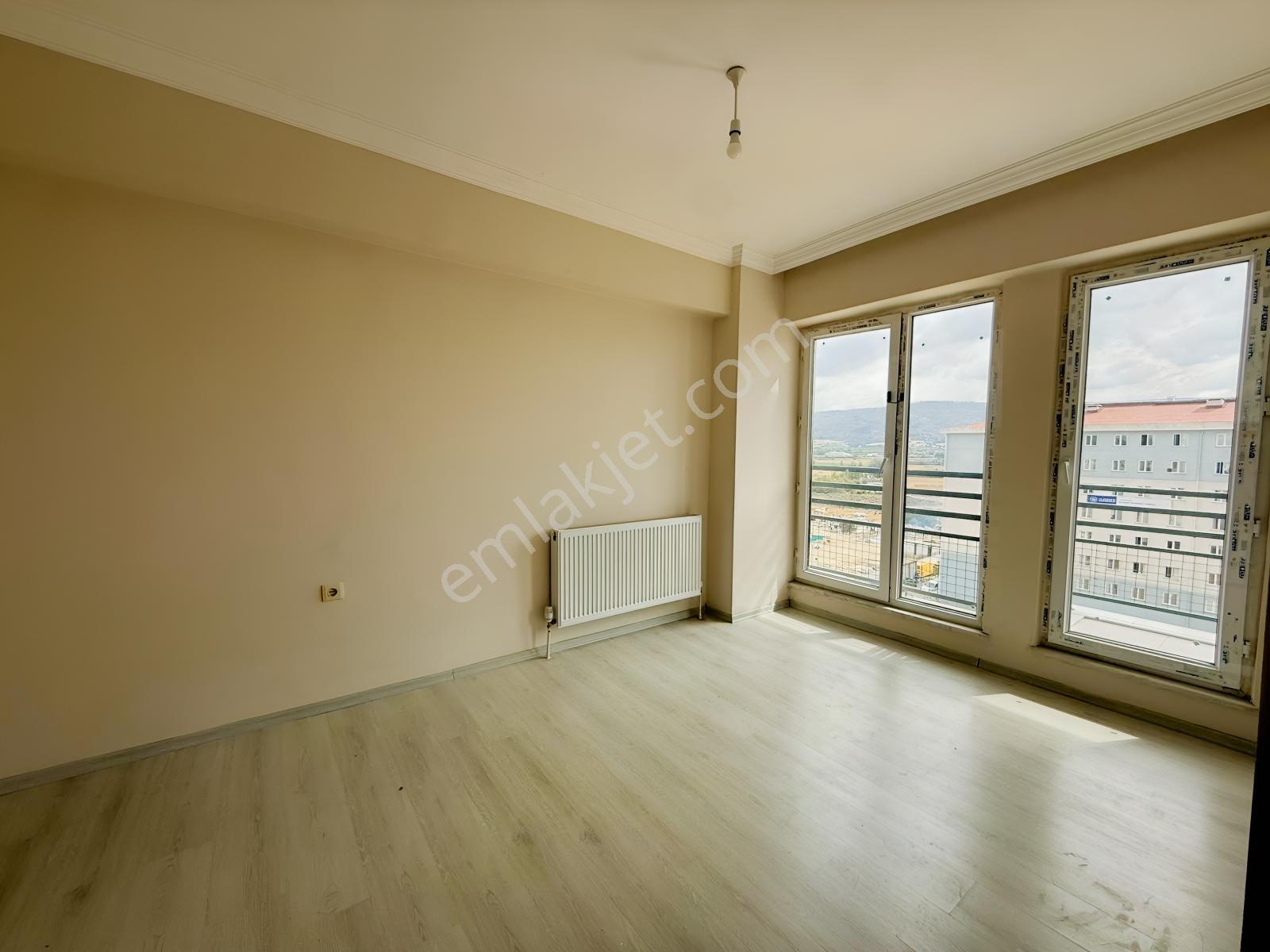 Yiğit Gayrimenkulden İsmetpaşada Ebeveyn Banyolu 3+1 Satılık — fotoğraf 23