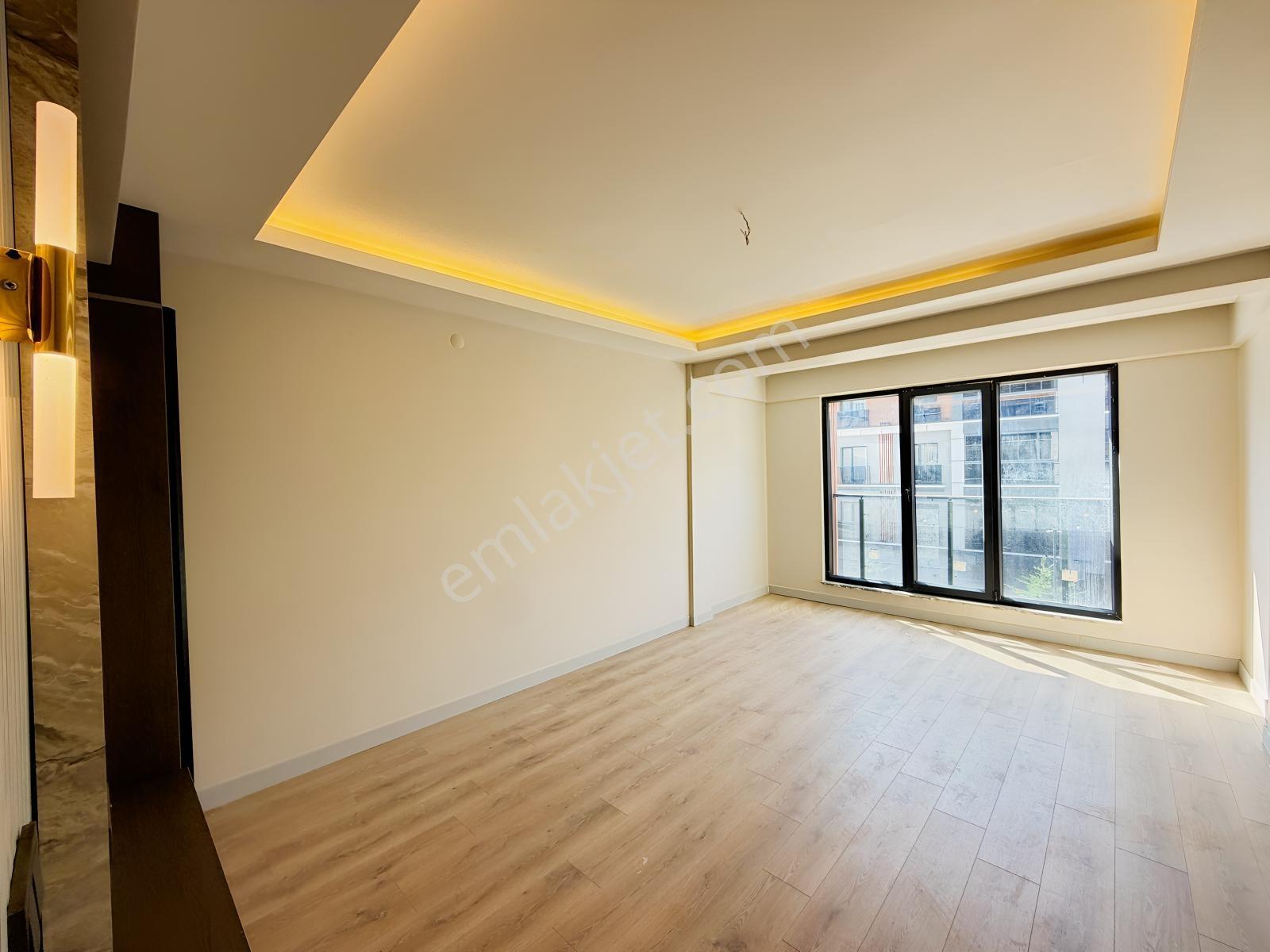İncek'te İskanlı Ultra Lüks Bağımsız Mutfaklı Satılık Düz 2+1 — fotoğraf 3