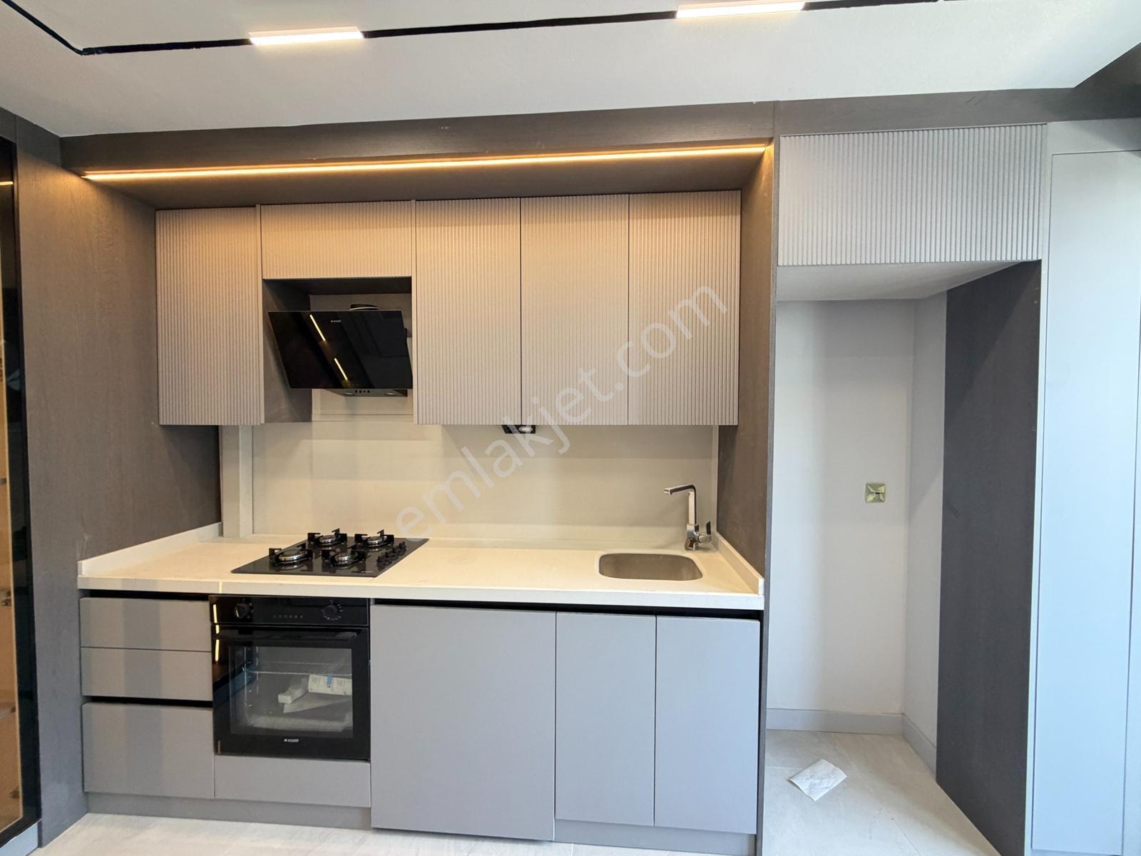 İncek'te İskanlı Ultra Lüks Bağımsız Mutfaklı Satılık Düz 2+1 — fotoğraf 27