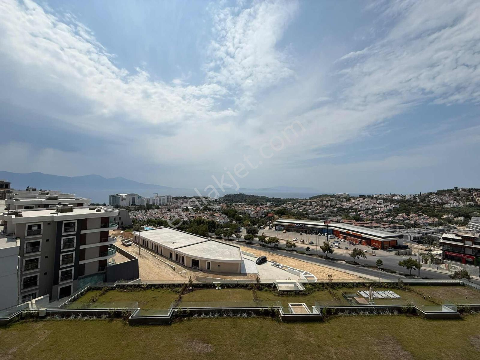 Full Deniz Manzaralı Sıfır 3+1 Eşyalı Satılık Daire — fotoğraf 2
