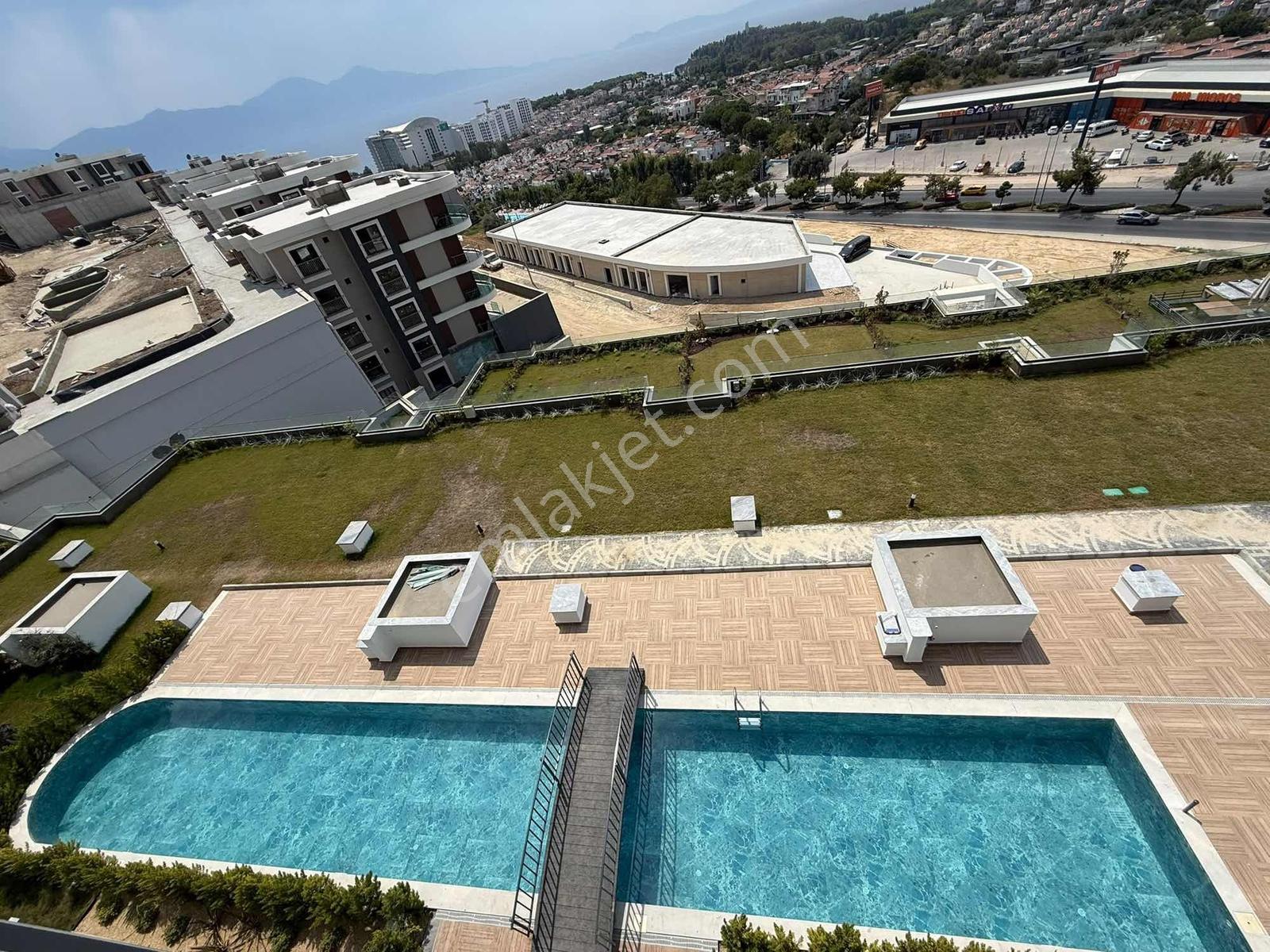 Full Deniz Manzaralı Sıfır 3+1 Eşyalı Satılık Daire — fotoğraf 3