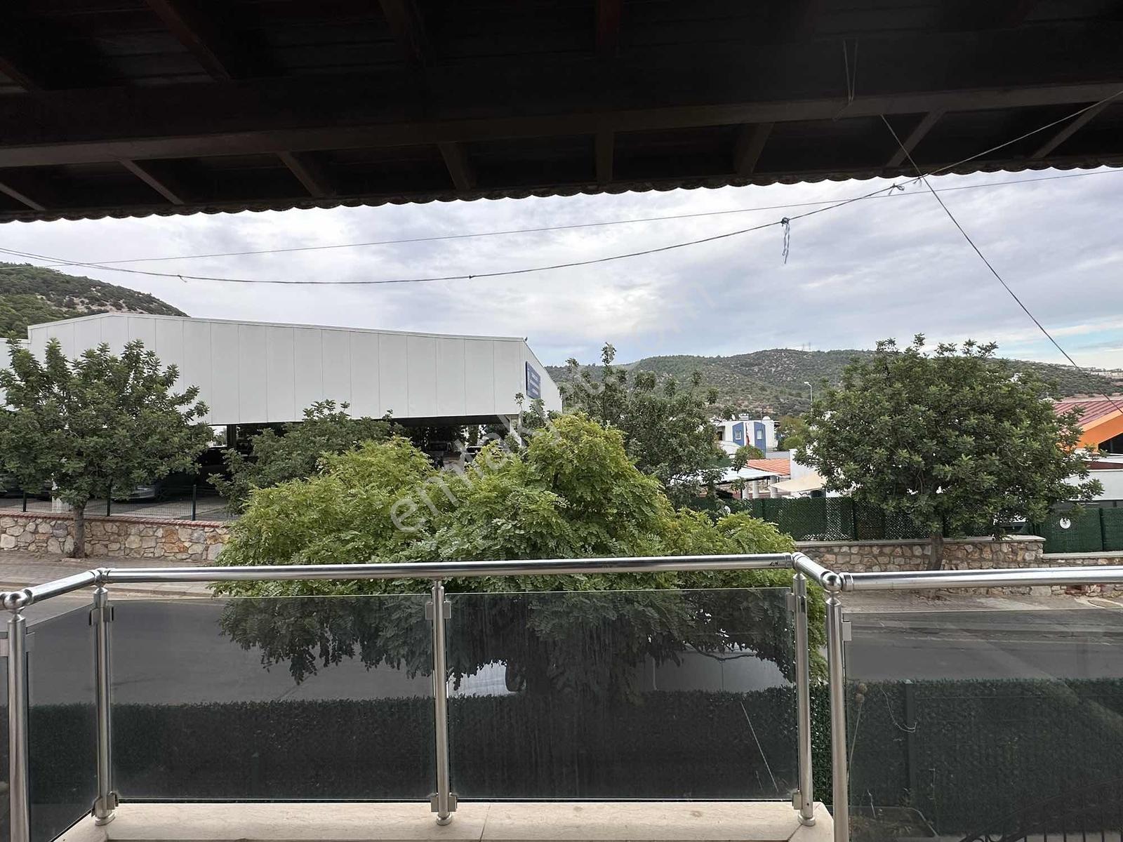 Konacık Çırkanda Müstakil Bahçeli, Özel Otoparklı 4+2 Satılık — fotoğraf 16