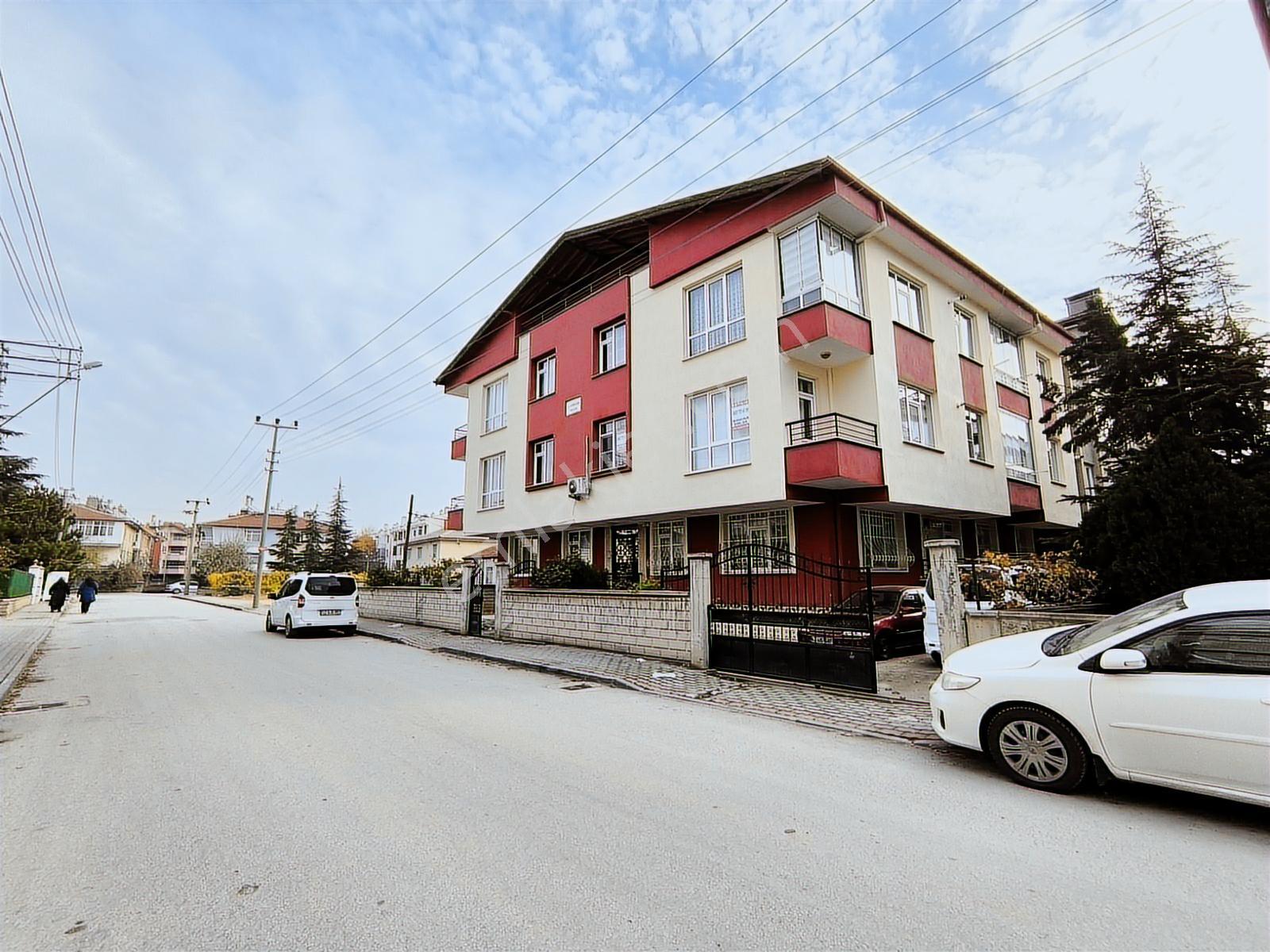 Doğan Yatağanlı Arkasında Satılık Arakat Daire.., — fotoğraf 40