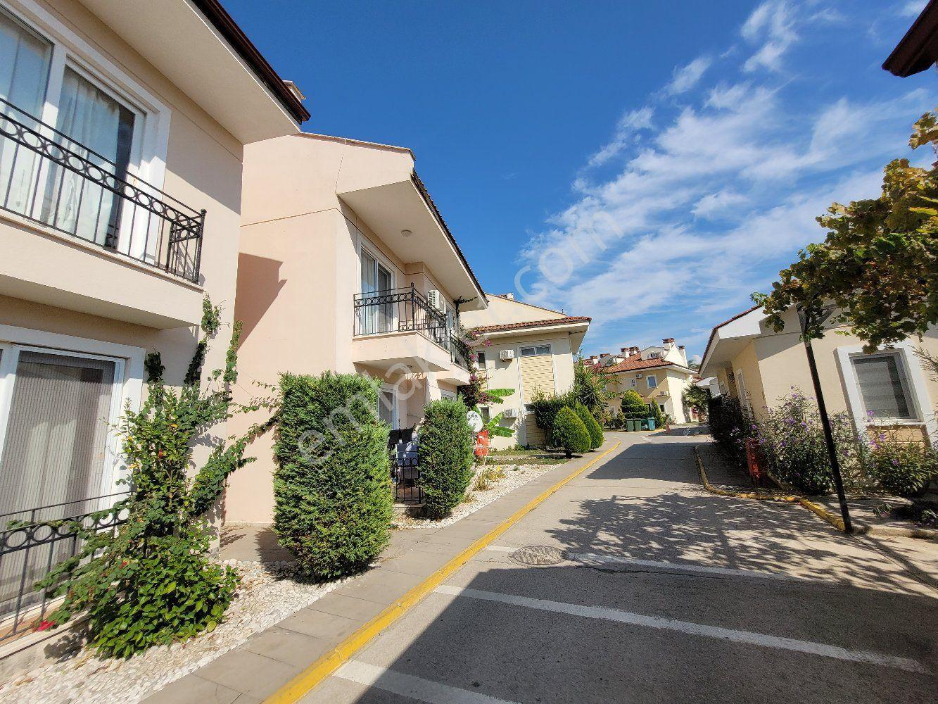 Stop’tan Yanıklar Oasis Sitesinde Havuzlu & Güvenlikli 3+1 Çatı Dubleks — fotoğraf 20