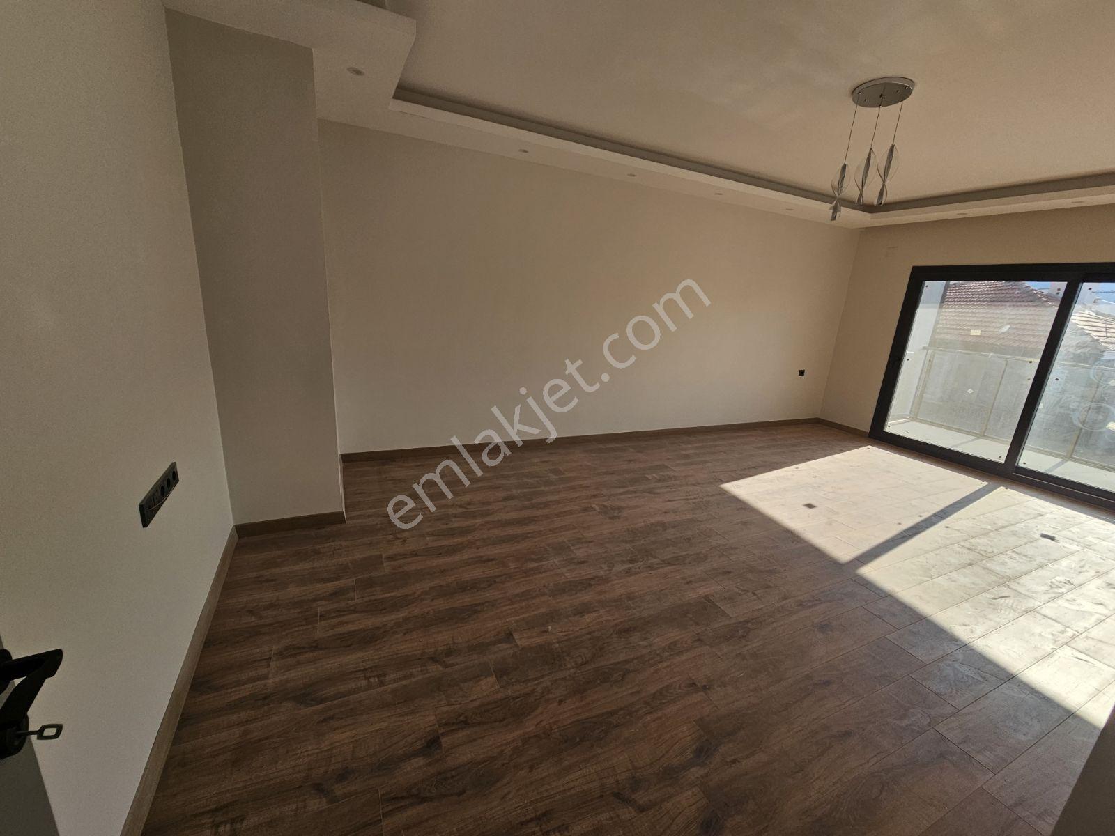 Söke Çeltikçi Mahallesinde Satılık Cadde Üzeri 3+1 Dublex — fotoğraf 14