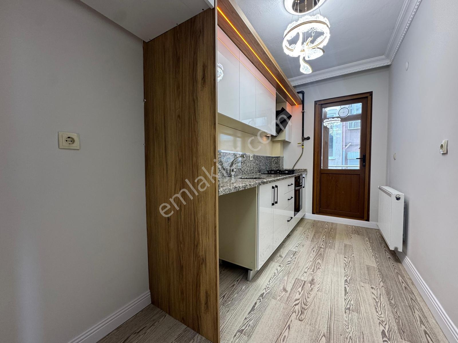 Kumsaldan Altınkumda Doğalgazlı Arakat Asansörlü_2+1_fırsatdaire — fotoğraf 3