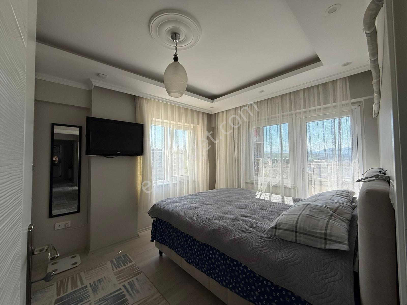 Yiğit Gayrimenkul'den Esenler Mahallesinde Satılık 3+1 Daire — fotoğraf 18