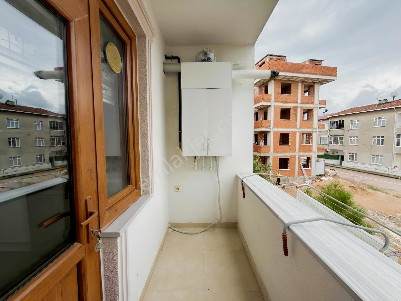 Darıca Sıra Söğütlerde 3+1 135 M² Ara Kat | Marmaraya Yakın | — fotoğraf 8