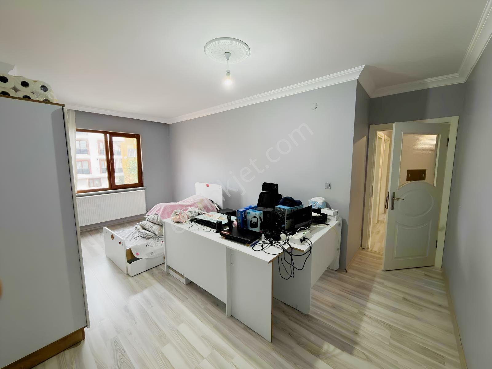 Darıca Sıra Söğütlerde 3+1 135 M² Ara Kat | Marmaraya Yakın | — fotoğraf 12