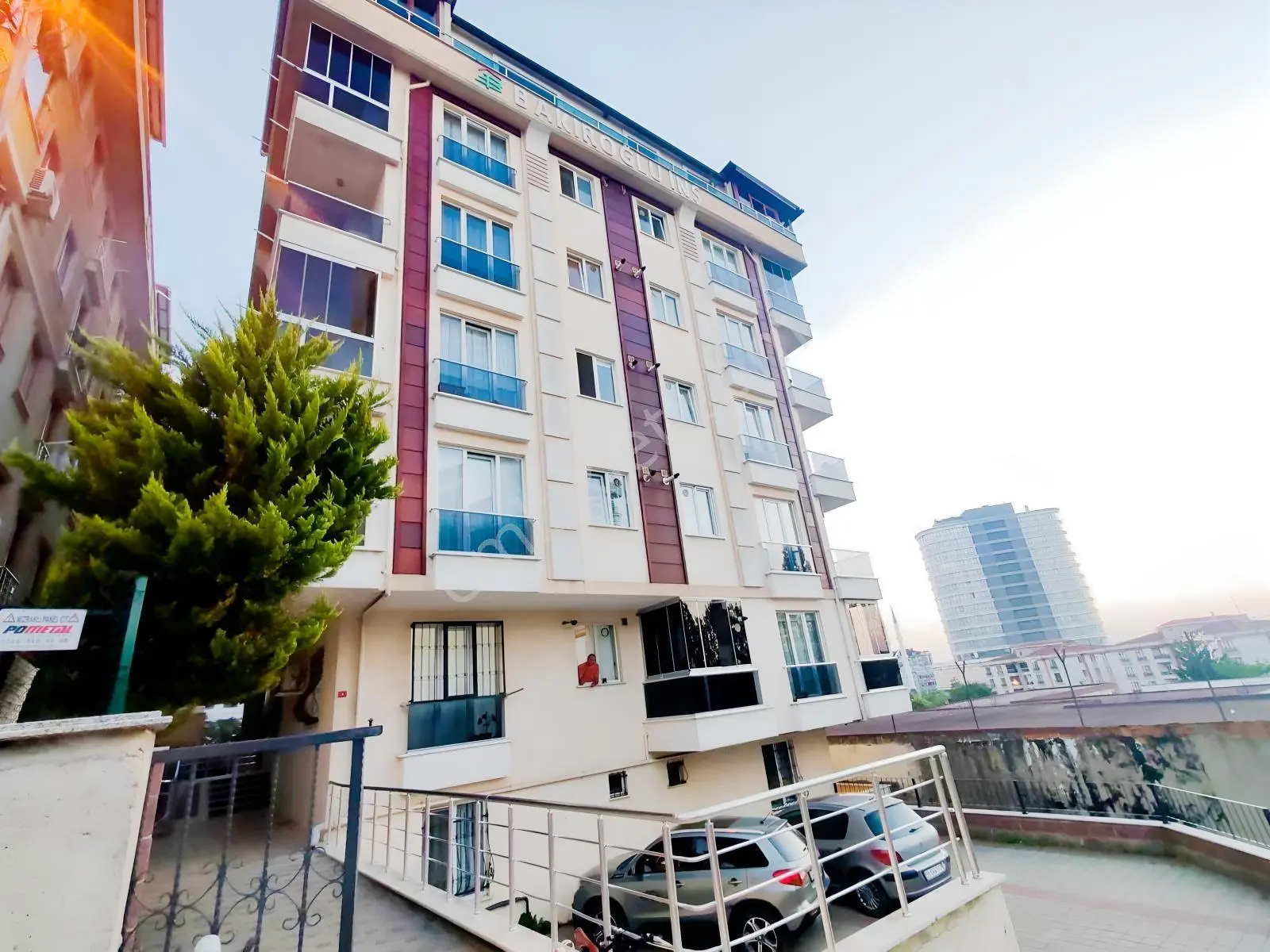 Yenidoğan Merkezde Şehir Manzaralı 2+1 Arakat Yatırımlık Daire