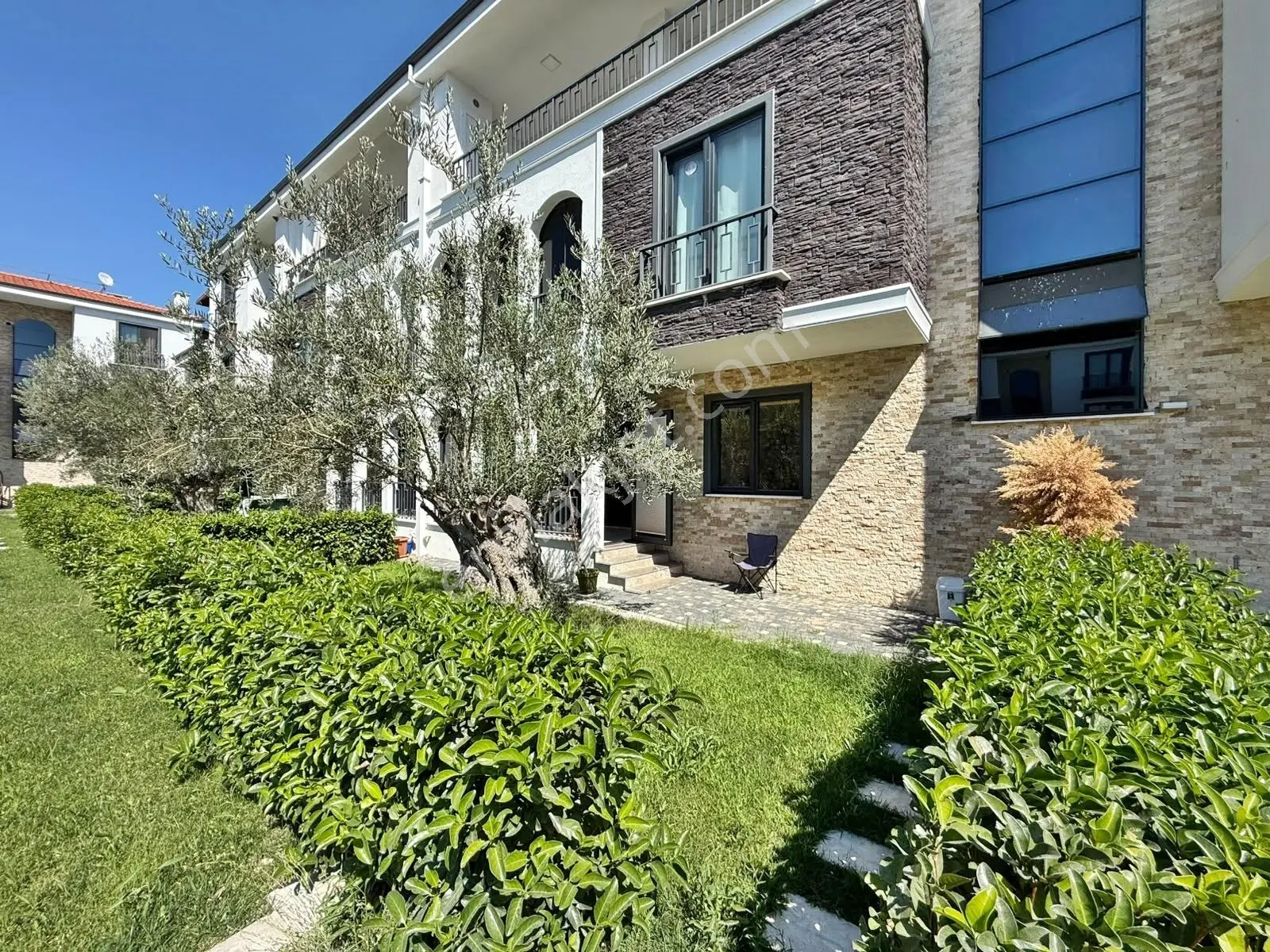 ▀güçten Gürede Şahane Modern Bahçe&havuzlu Lüx Tasarım 1+1 Daire — fotoğraf 3