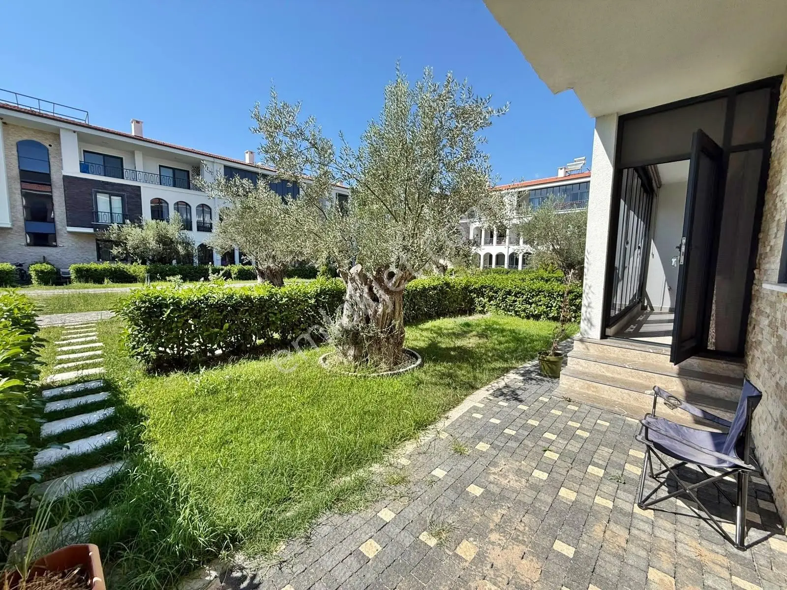 ▀güçten Gürede Şahane Modern Bahçe&havuzlu Lüx Tasarım 1+1 Daire — fotoğraf 13
