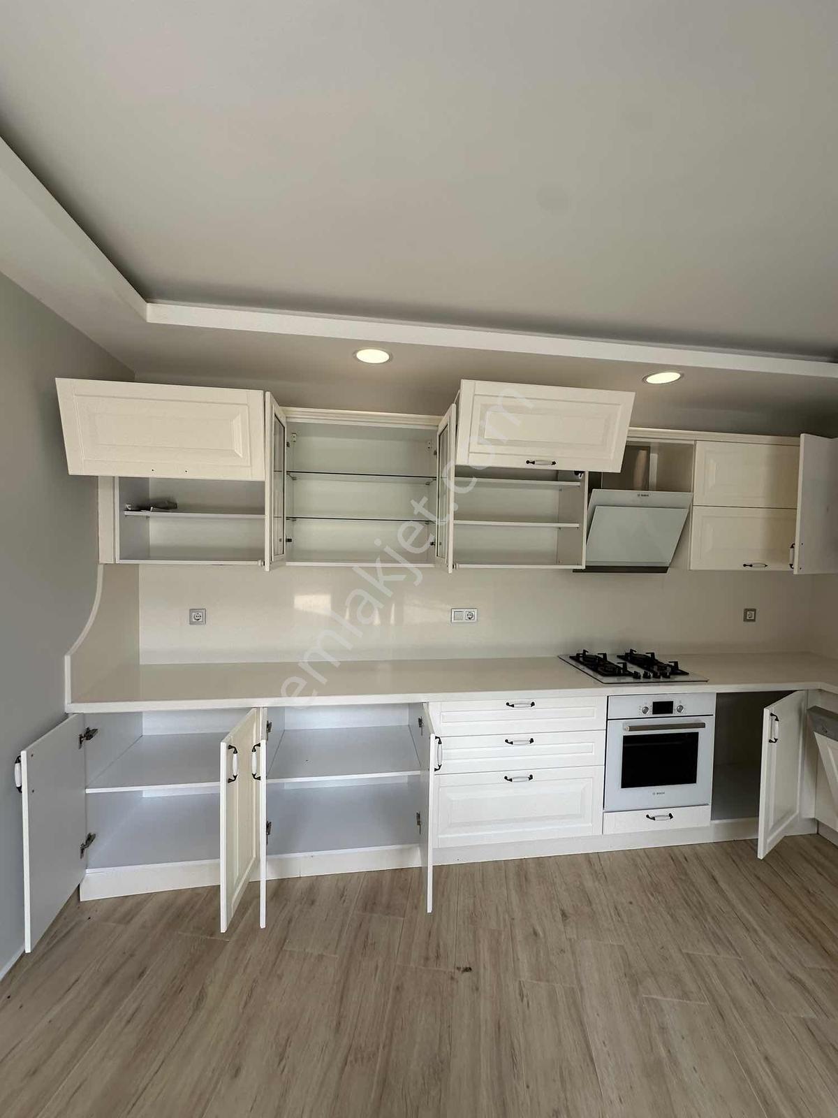 Güzelçamlı'da 600 M2 Bahçeli 5+1 Satılık Villa — fotoğraf 10