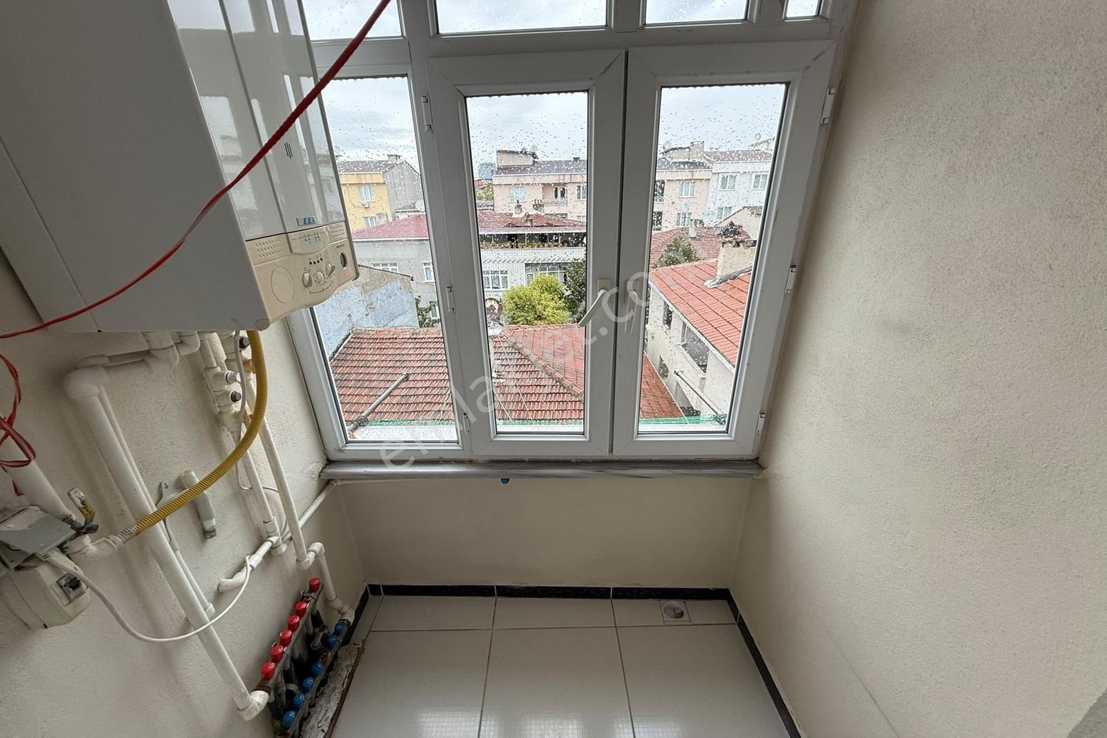 Doğan Araslıya 100 Metre Mesafede Göçmen Sokağında 4.kat 2+1 — fotoğraf 12