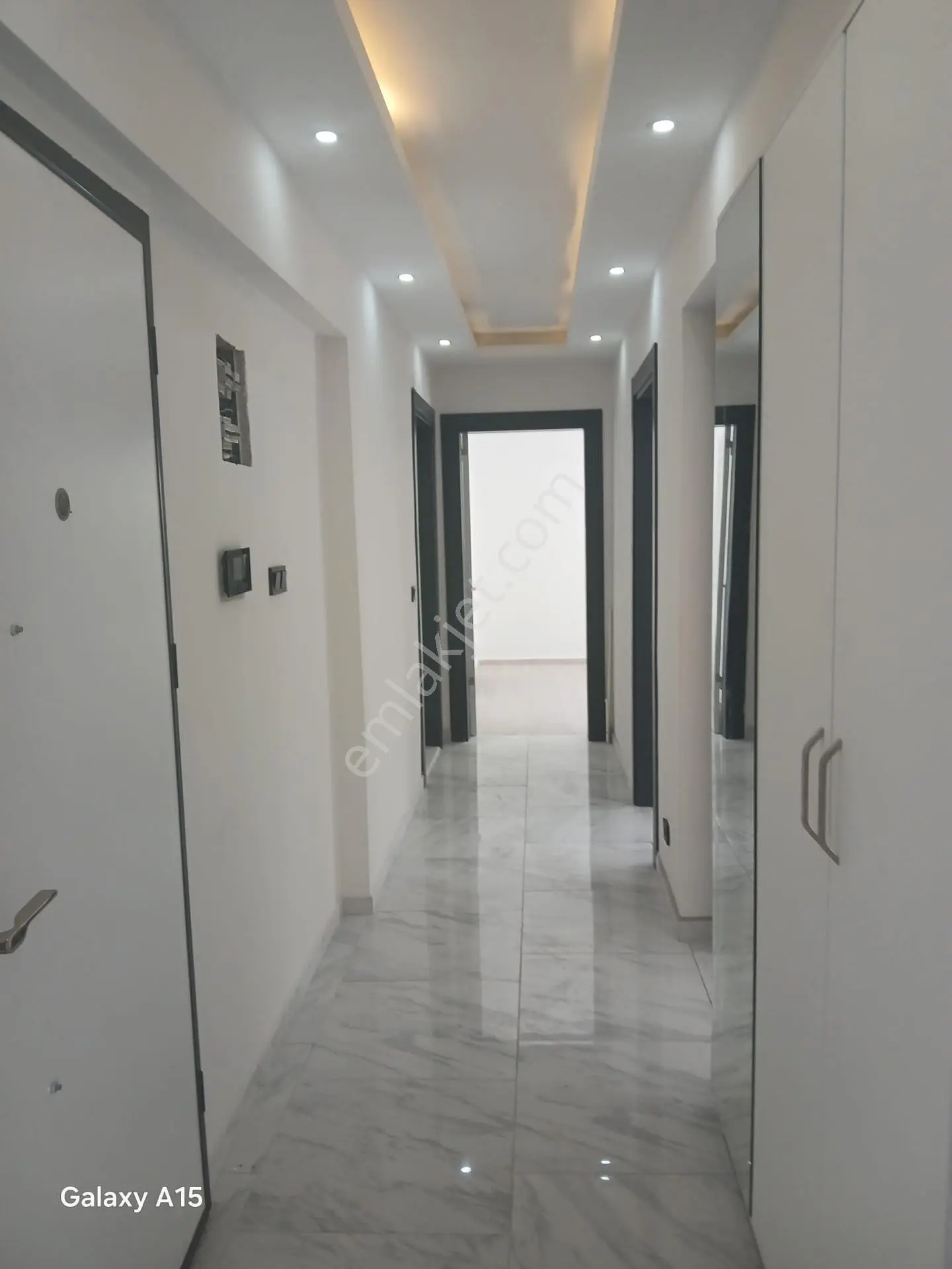 Kuşadası Kadınlar Denizi’nde Denize 200 Metre | 3+1 Masrafsız Satılık Daire — fotoğraf 5