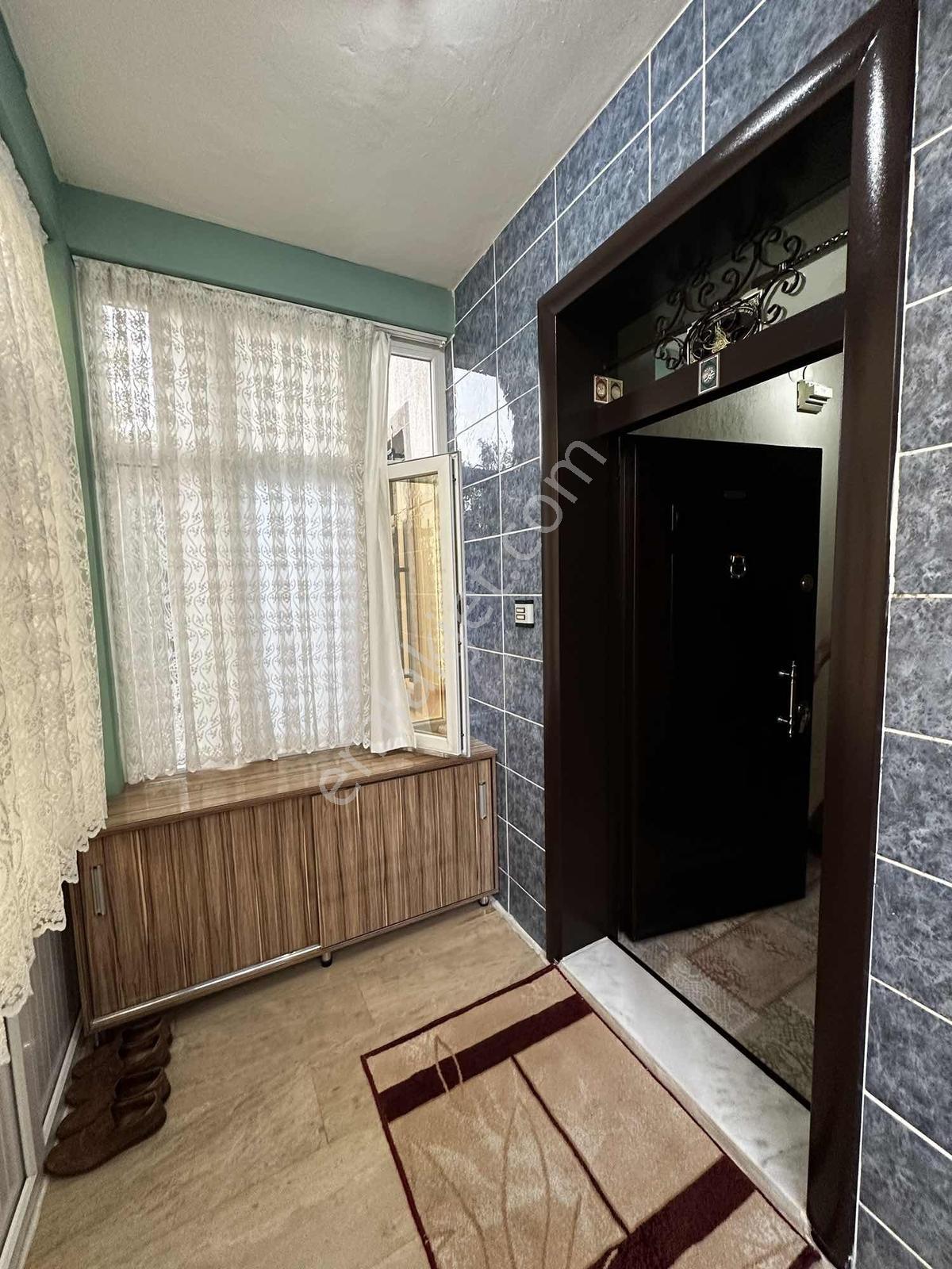 Erenköy Mah / 2 Katlı Geniş Bahçeli Müstakil Ev / 6+2 Garajlı — fotoğraf 3