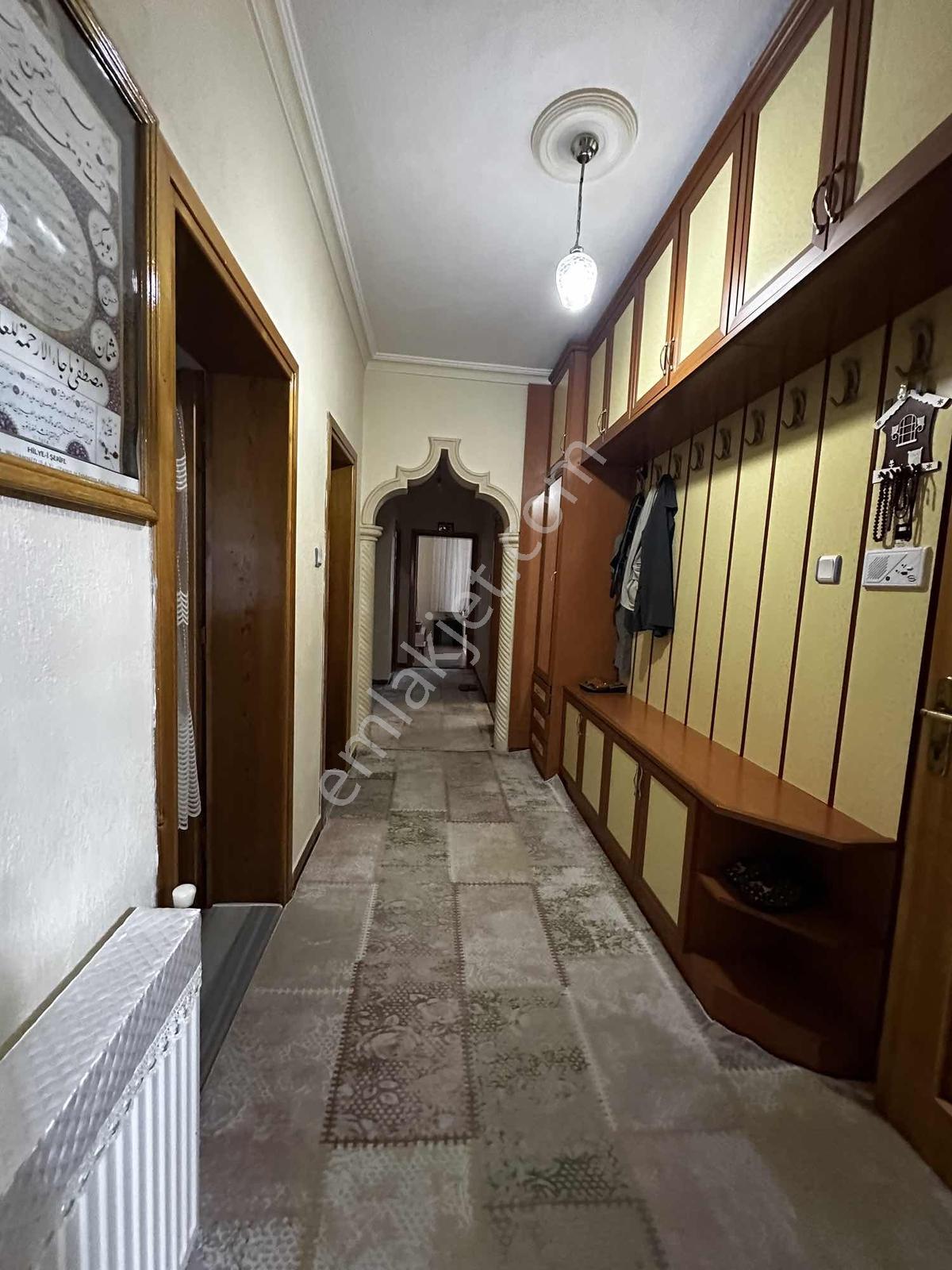 Erenköy Mah / 2 Katlı Geniş Bahçeli Müstakil Ev / 6+2 Garajlı — fotoğraf 7