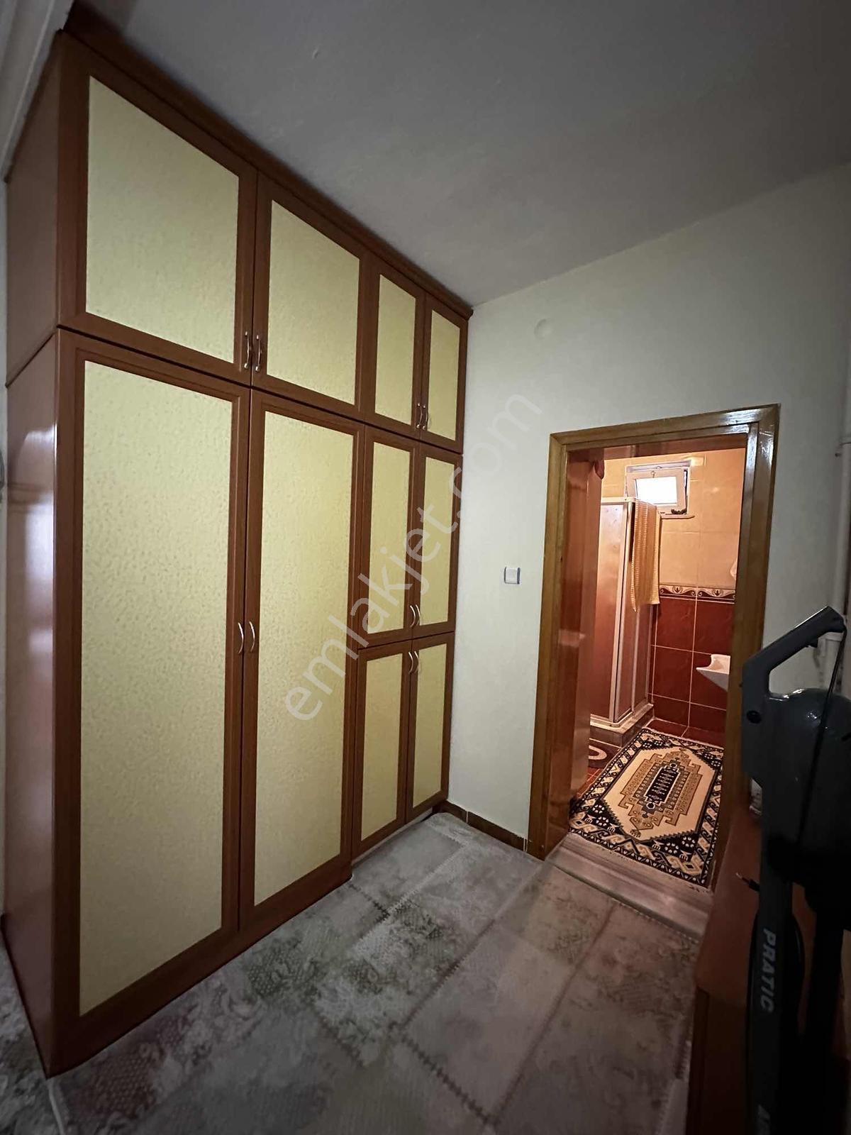 Erenköy Mah / 2 Katlı Geniş Bahçeli Müstakil Ev / 6+2 Garajlı — fotoğraf 15